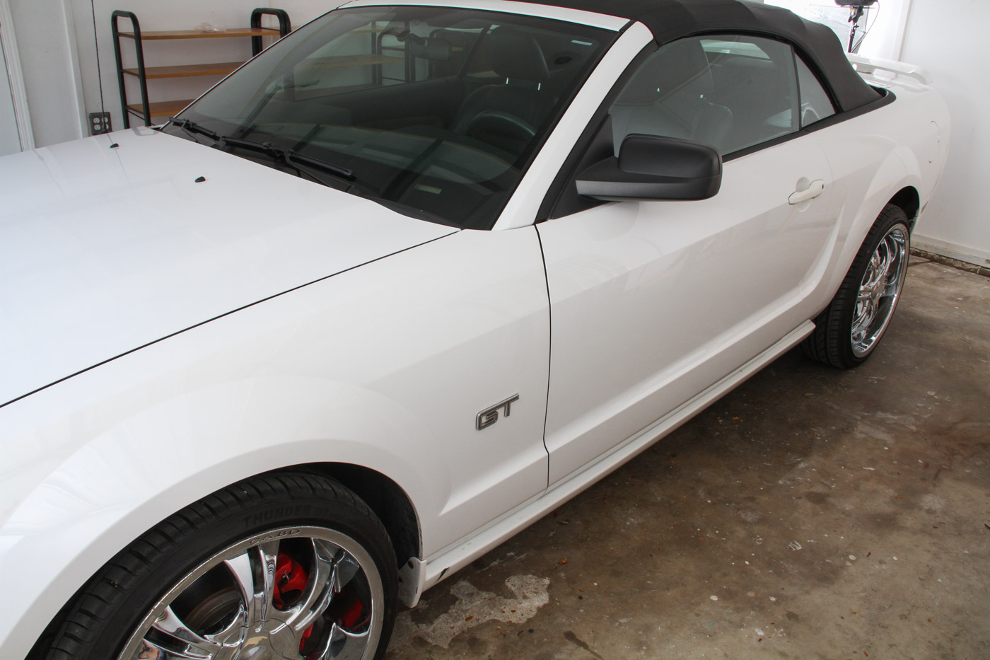 2005 Ford GT Mustang