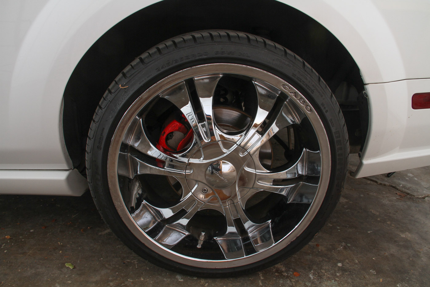 2005 Ford GT Mustang