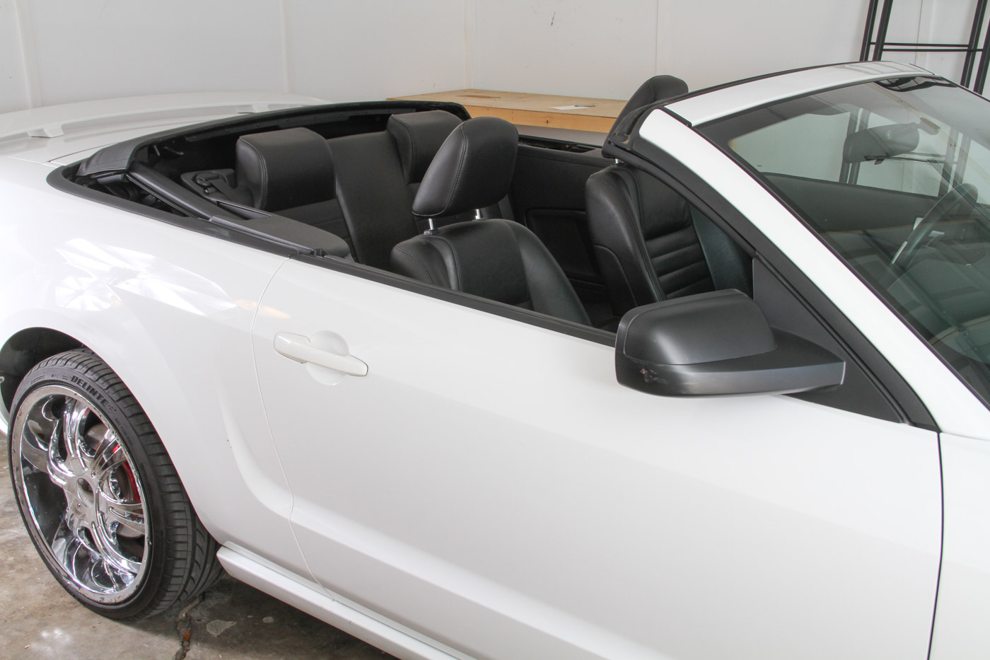 2005 Ford GT Mustang