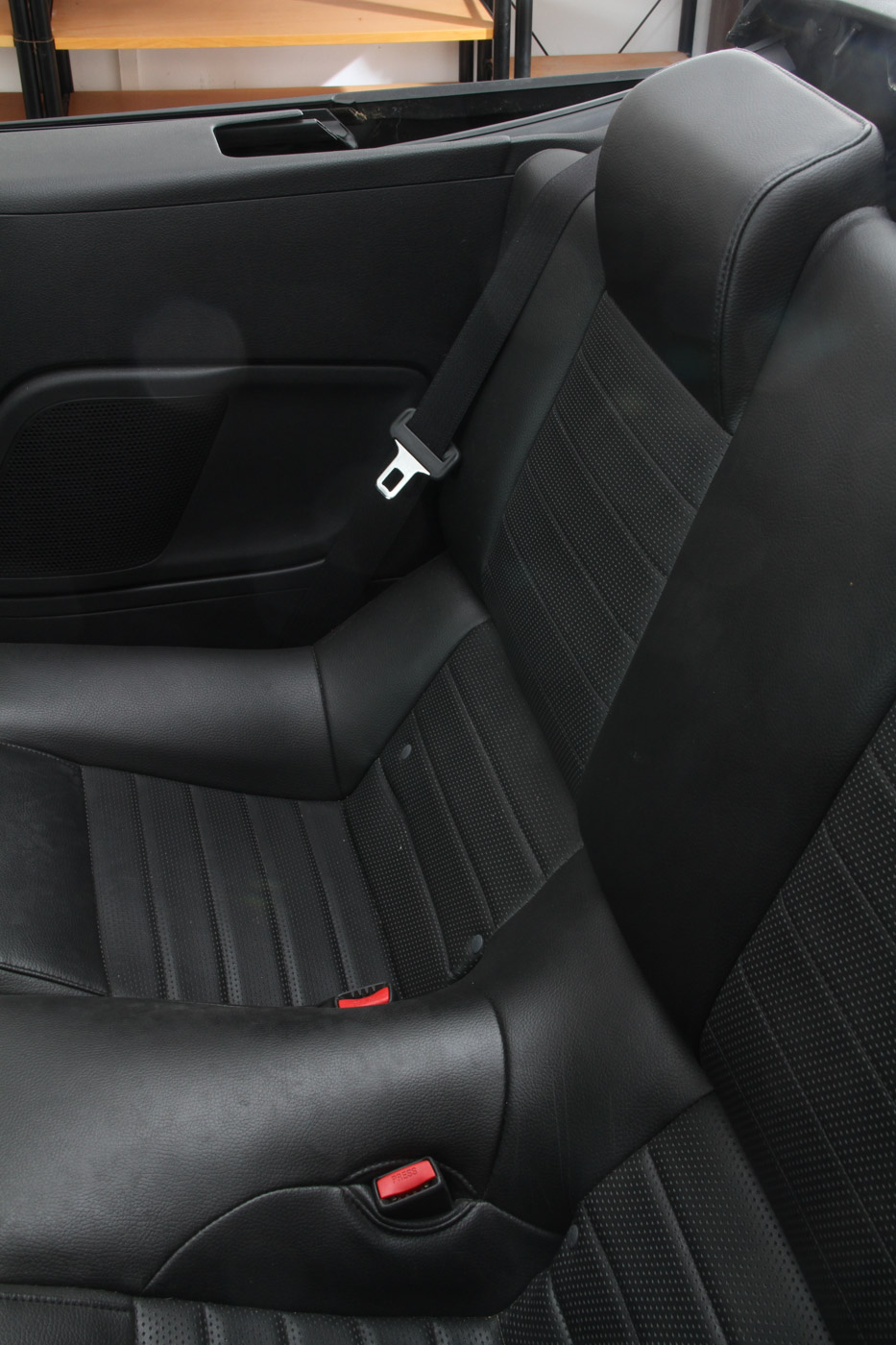 2005 Ford GT Mustang