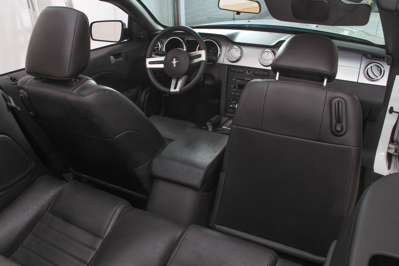 2005 Ford GT Mustang