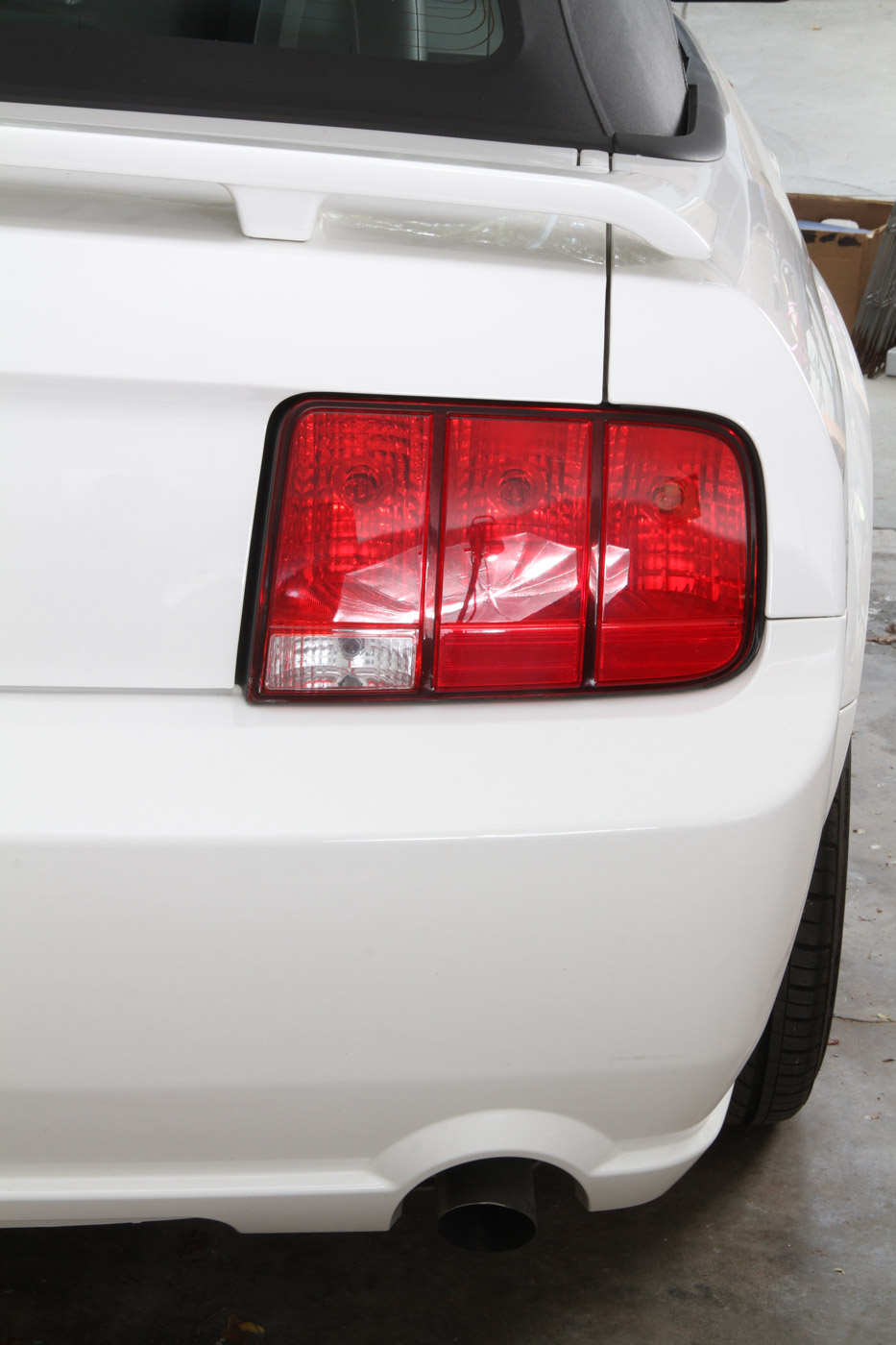 2005 Ford GT Mustang