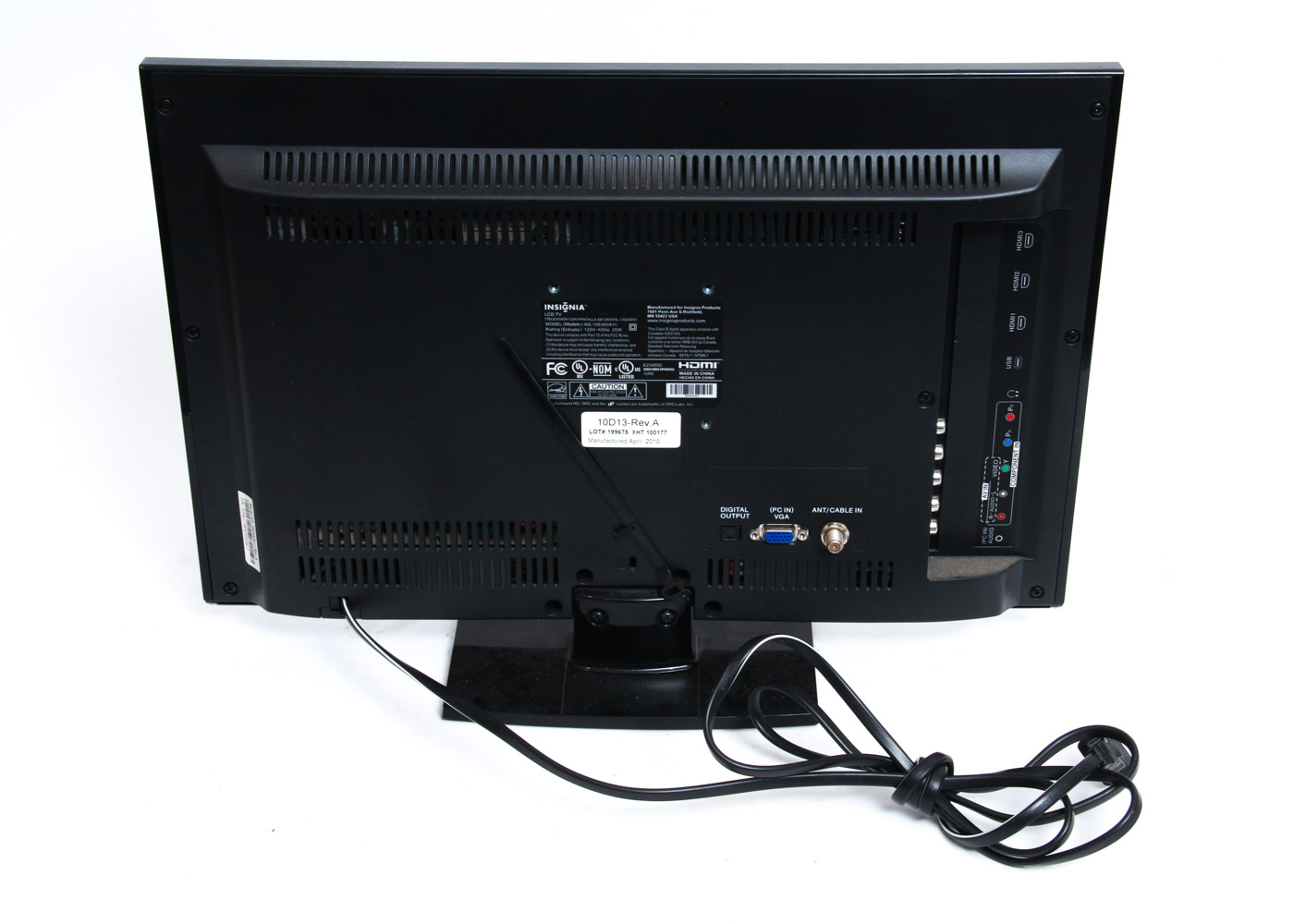 Insignia 22" Energy Star LCD Flat Screen TV