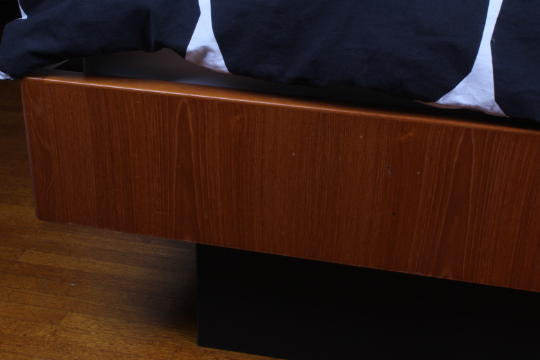 Mid Century Modern Full Size Wooden Platform Bed Frame