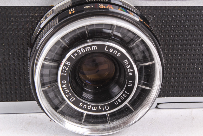 Vintage Olympus Quickmatic EEM Camera