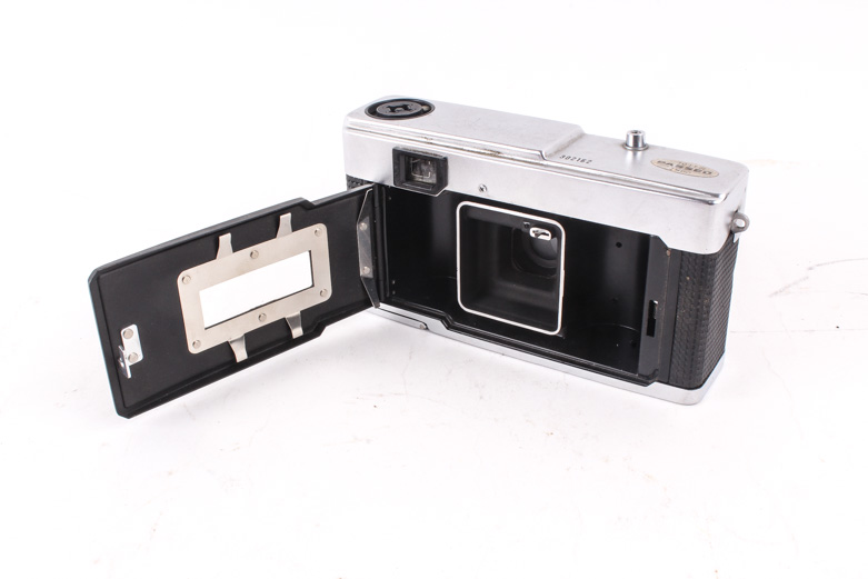 Vintage Olympus Quickmatic EEM Camera