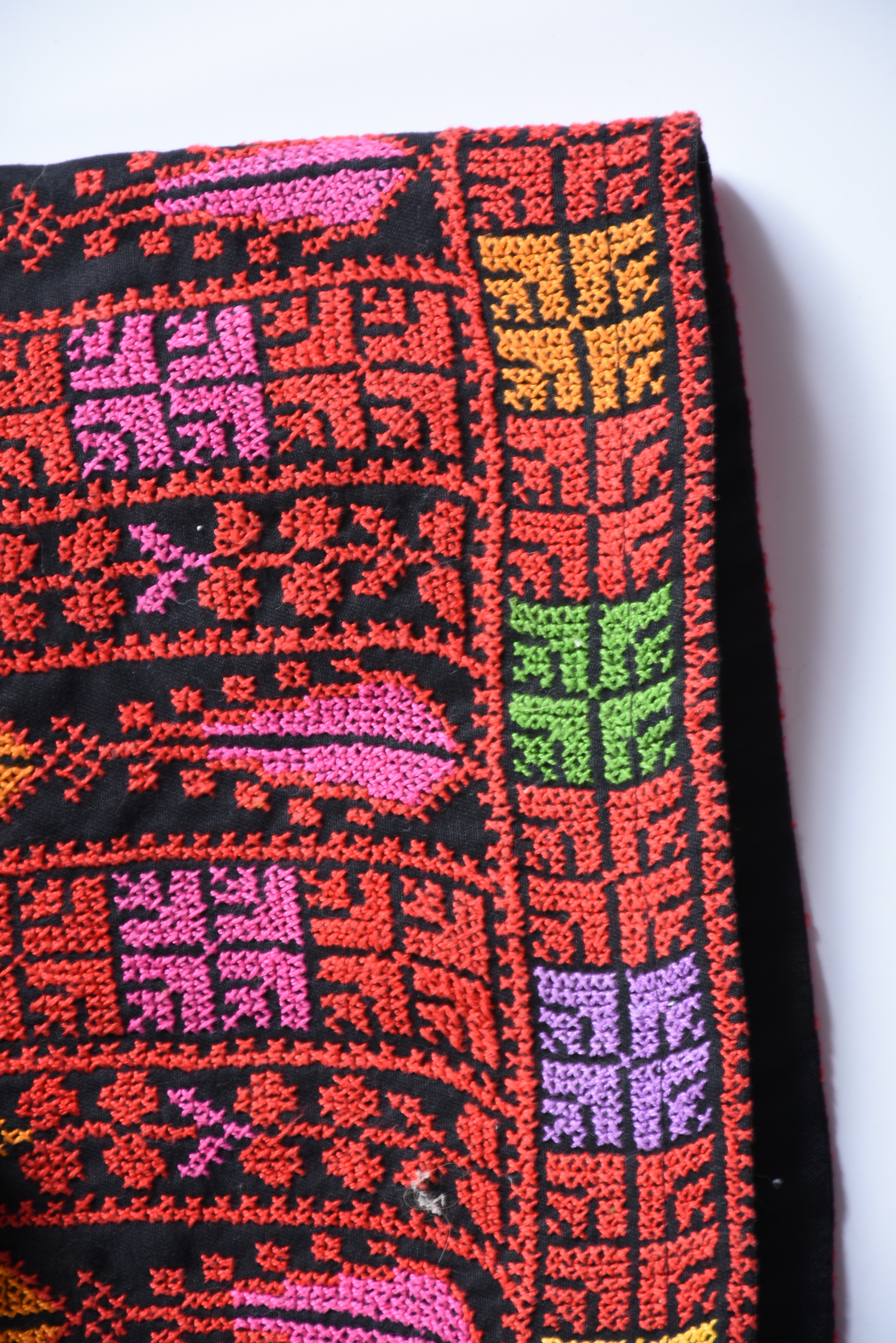 Palestinian Embroidered Coat Gifted to Arvella Schuller by Yasser Arafat (1929-2004)