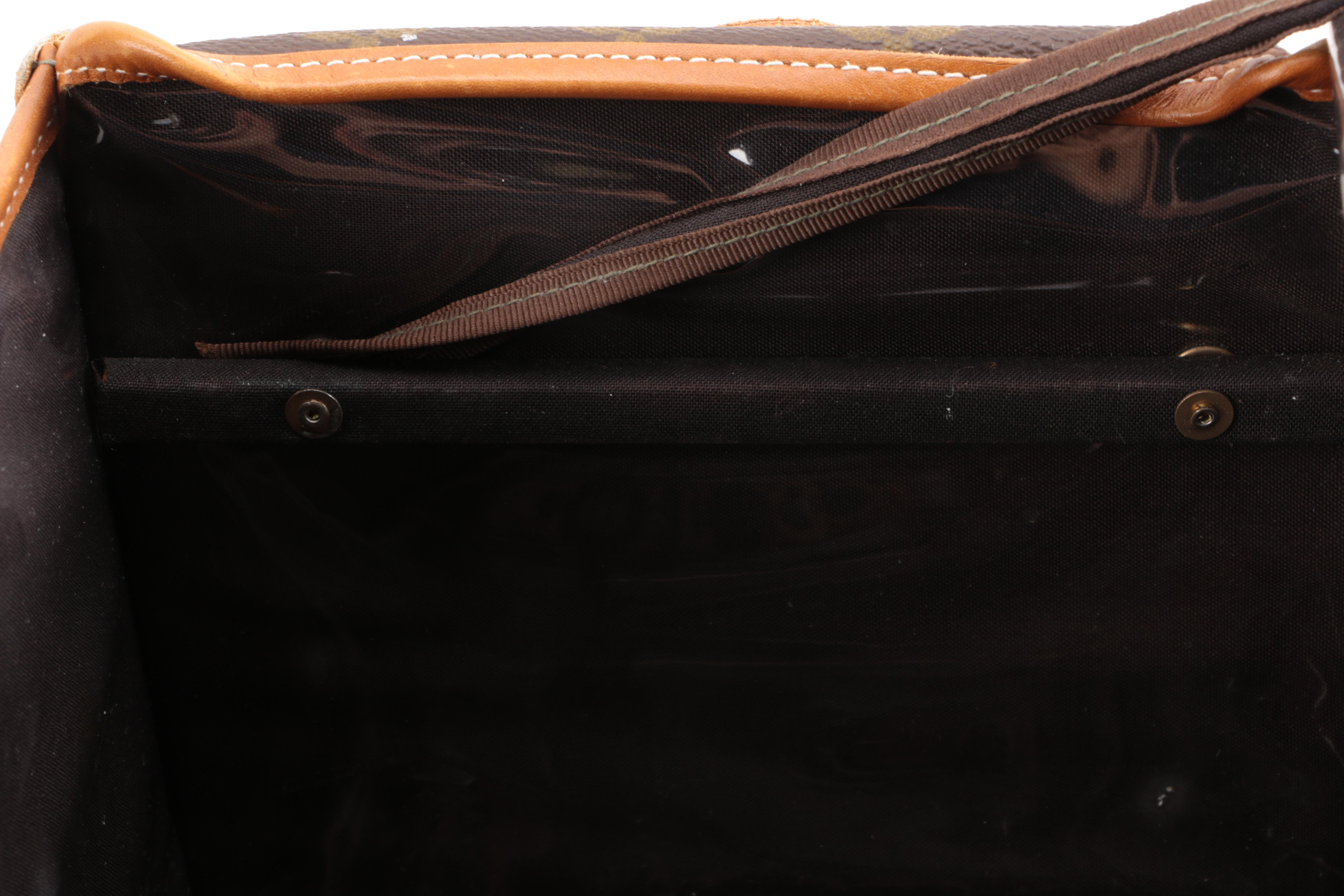 Vintage Louis Vuitton Coated Canvas Vanity Travel Bag