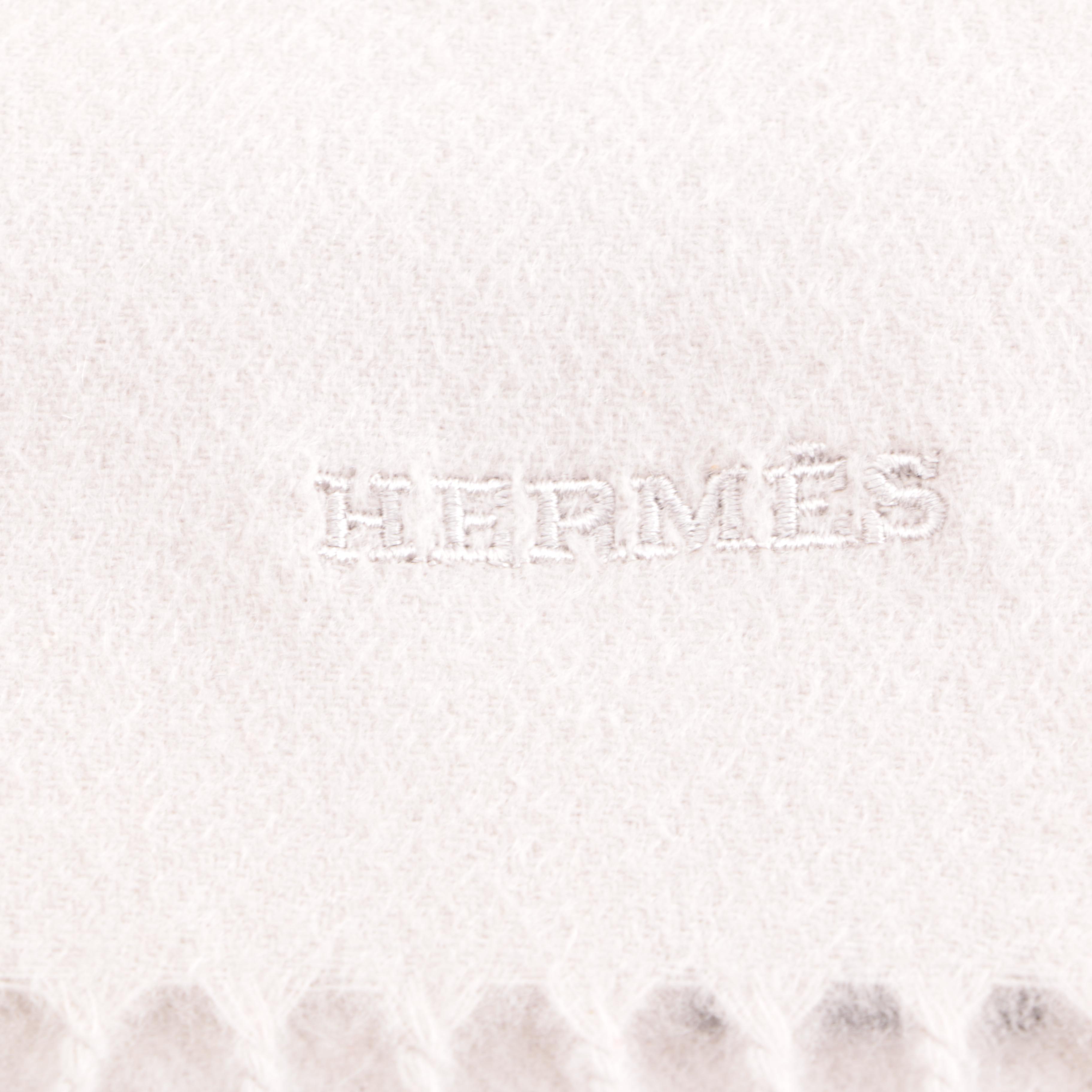 Hermès Cashmere Unie Brodee Muffler