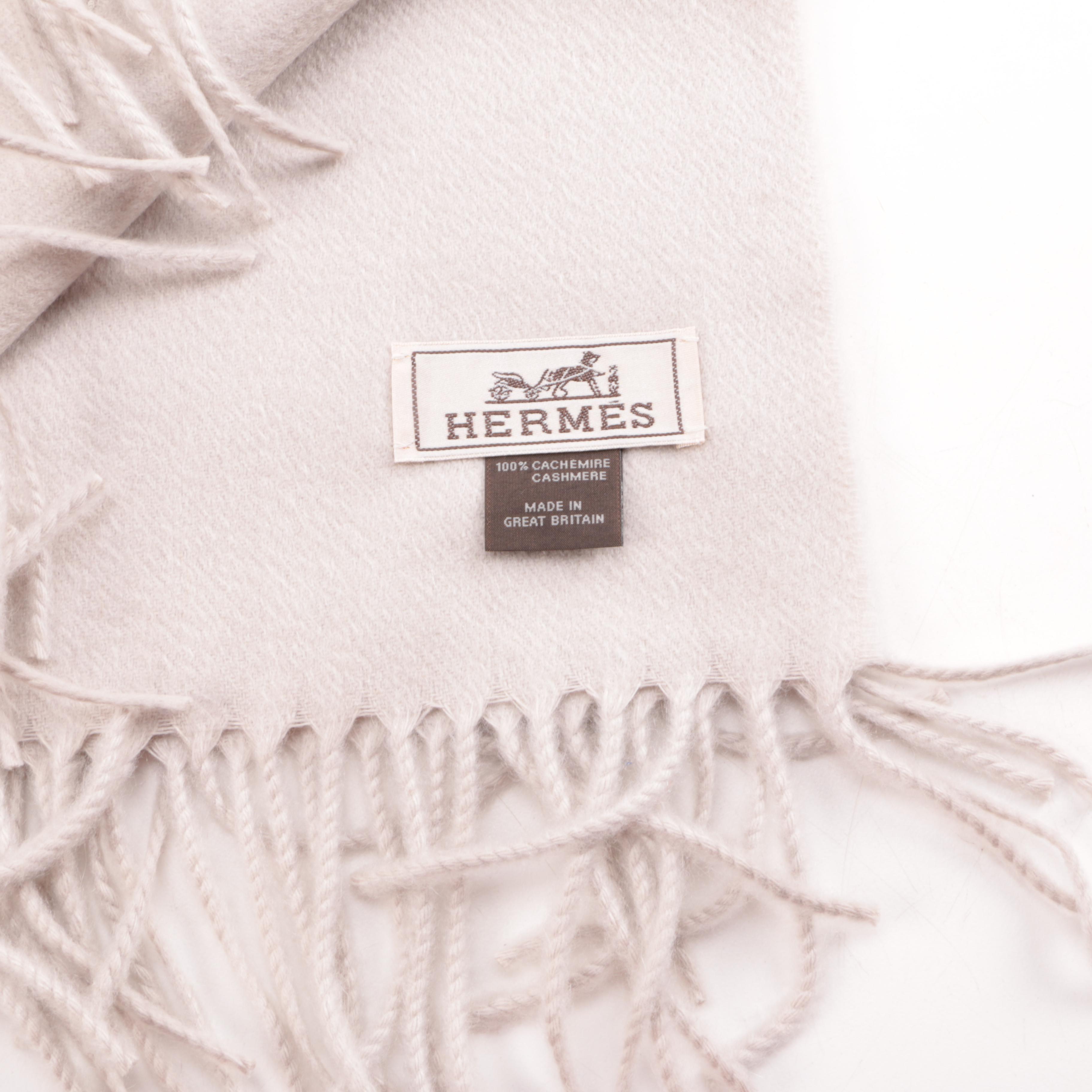 Hermès Cashmere Unie Brodee Muffler