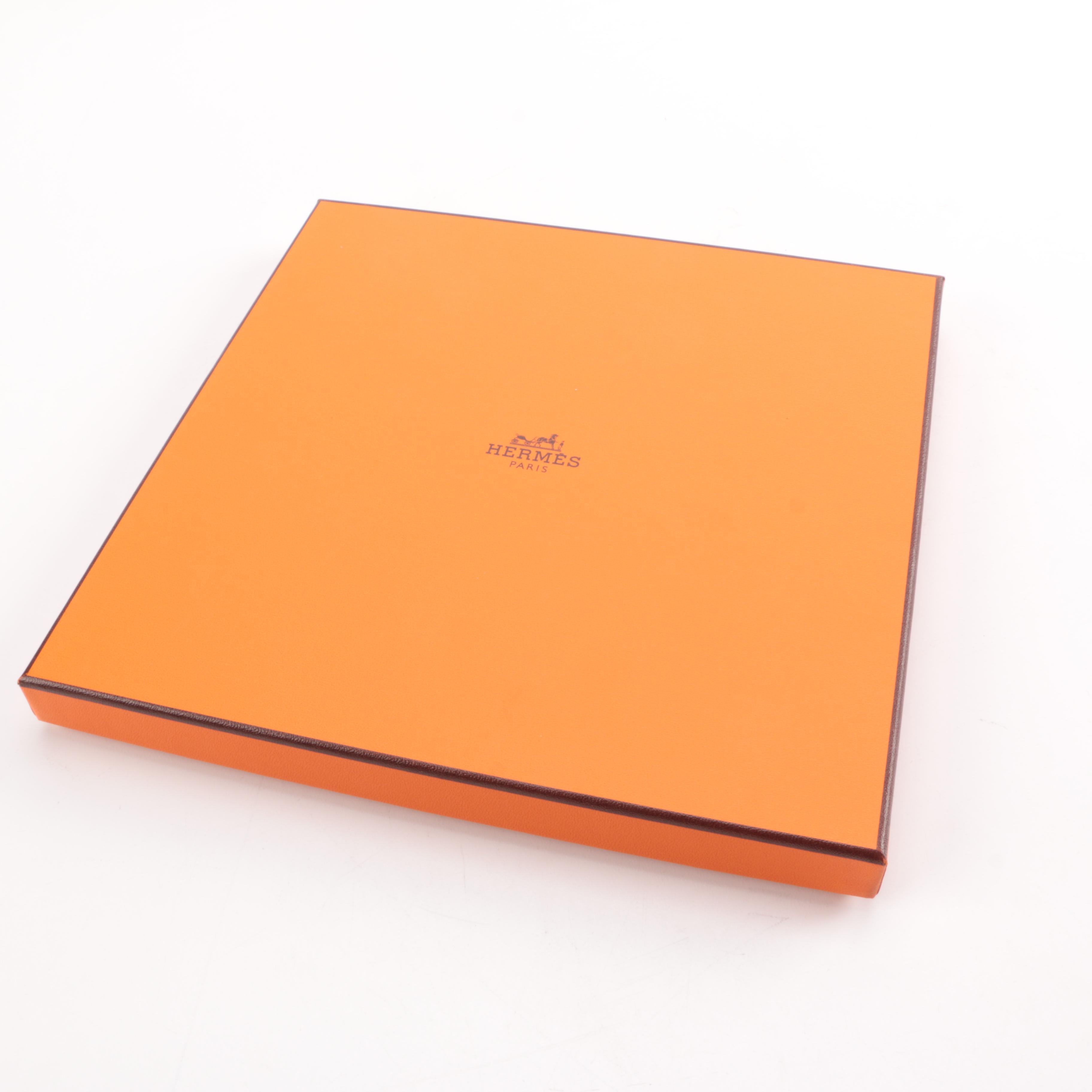 Hermès Cashmere Unie Brodee Muffler