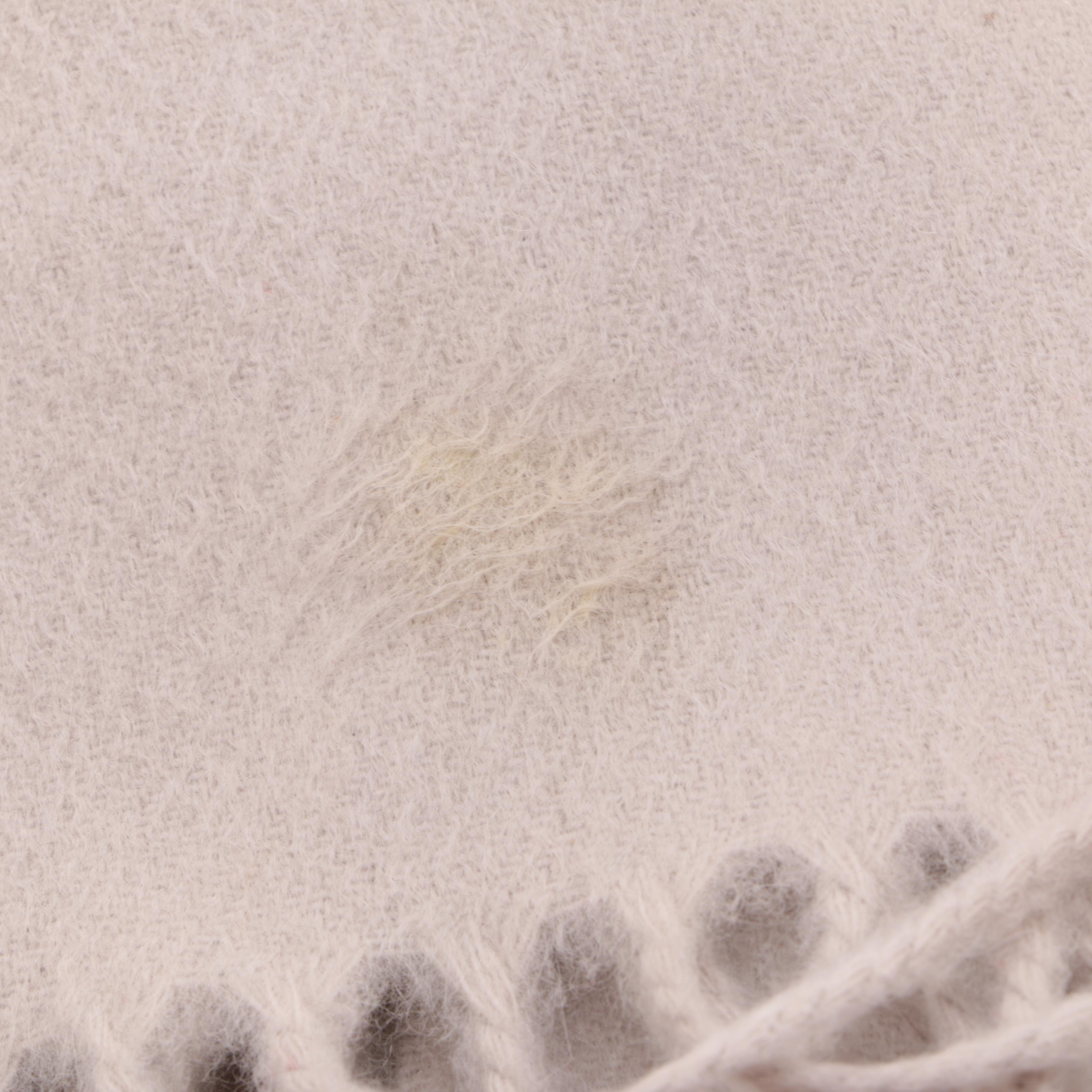 Hermès Cashmere Unie Brodee Muffler