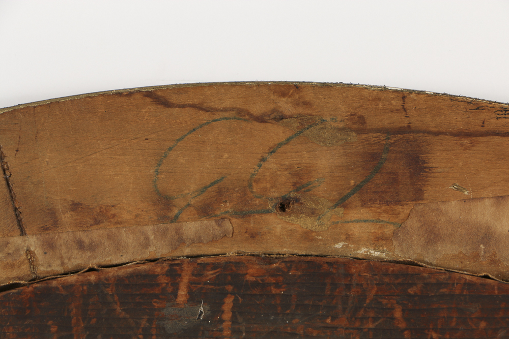 19th-Century English Landscape Painting in Oval Frame