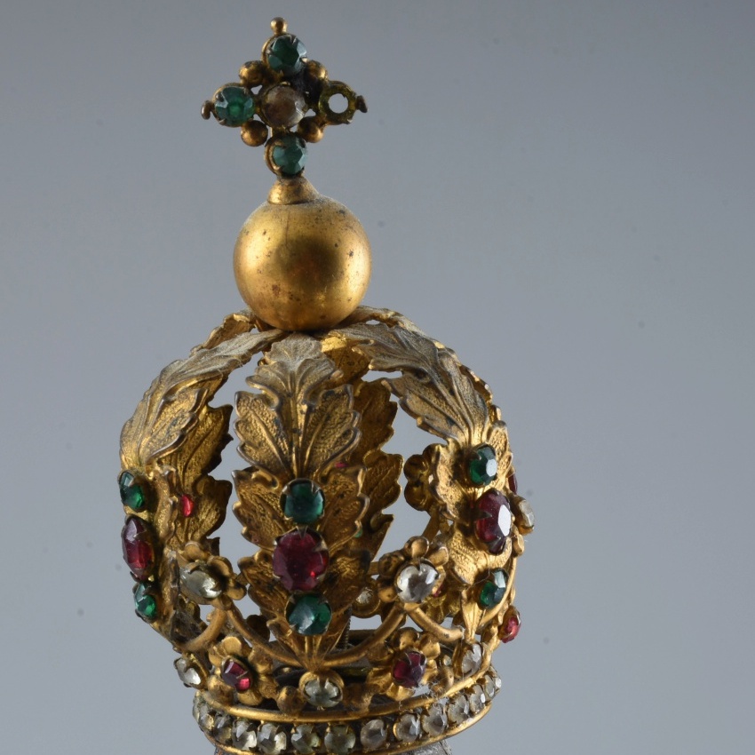 18th Century Italian Santos in Gilt Robes Wearing a Crown