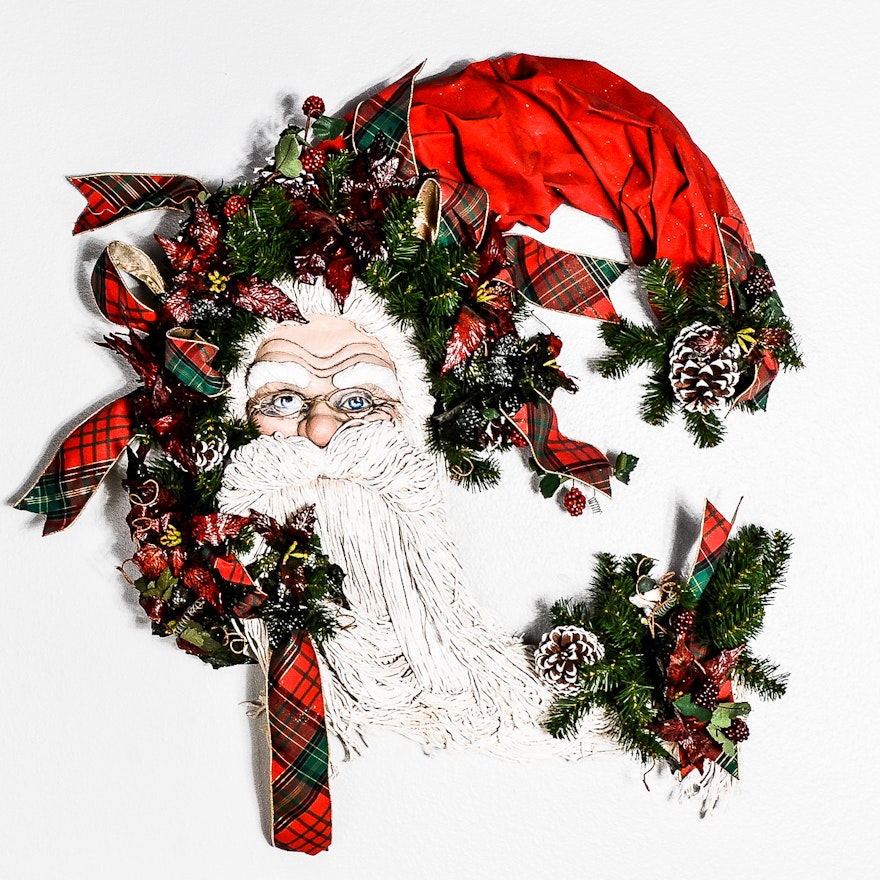 Crescent Santa Claus Wall Hanging