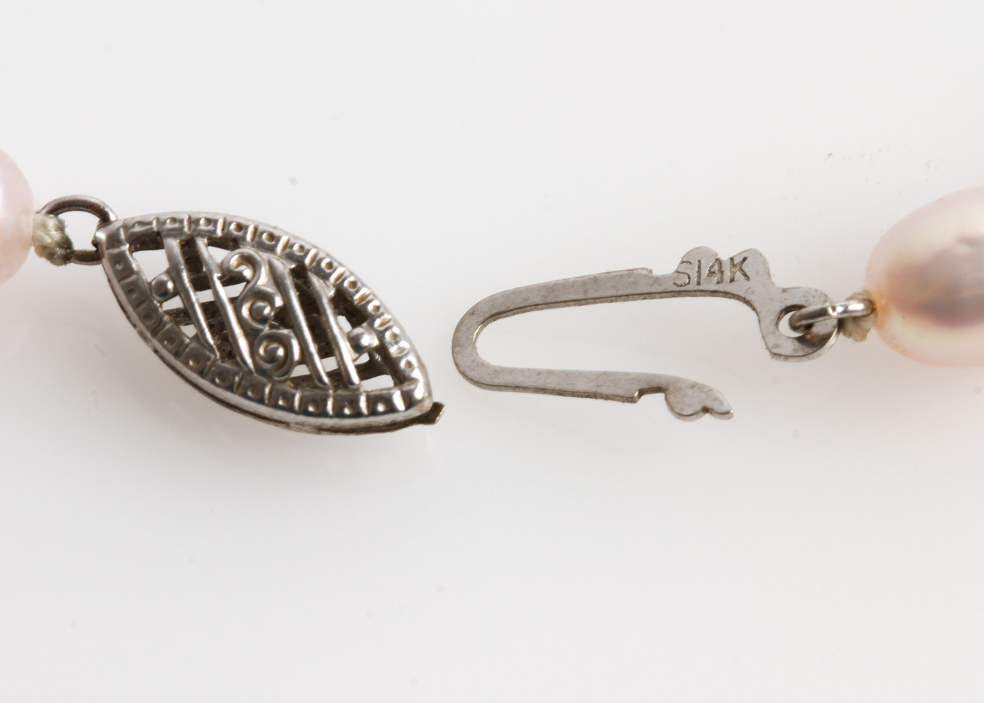 14K White Gold and Cultured Pink Freshwater Pearl Necklace