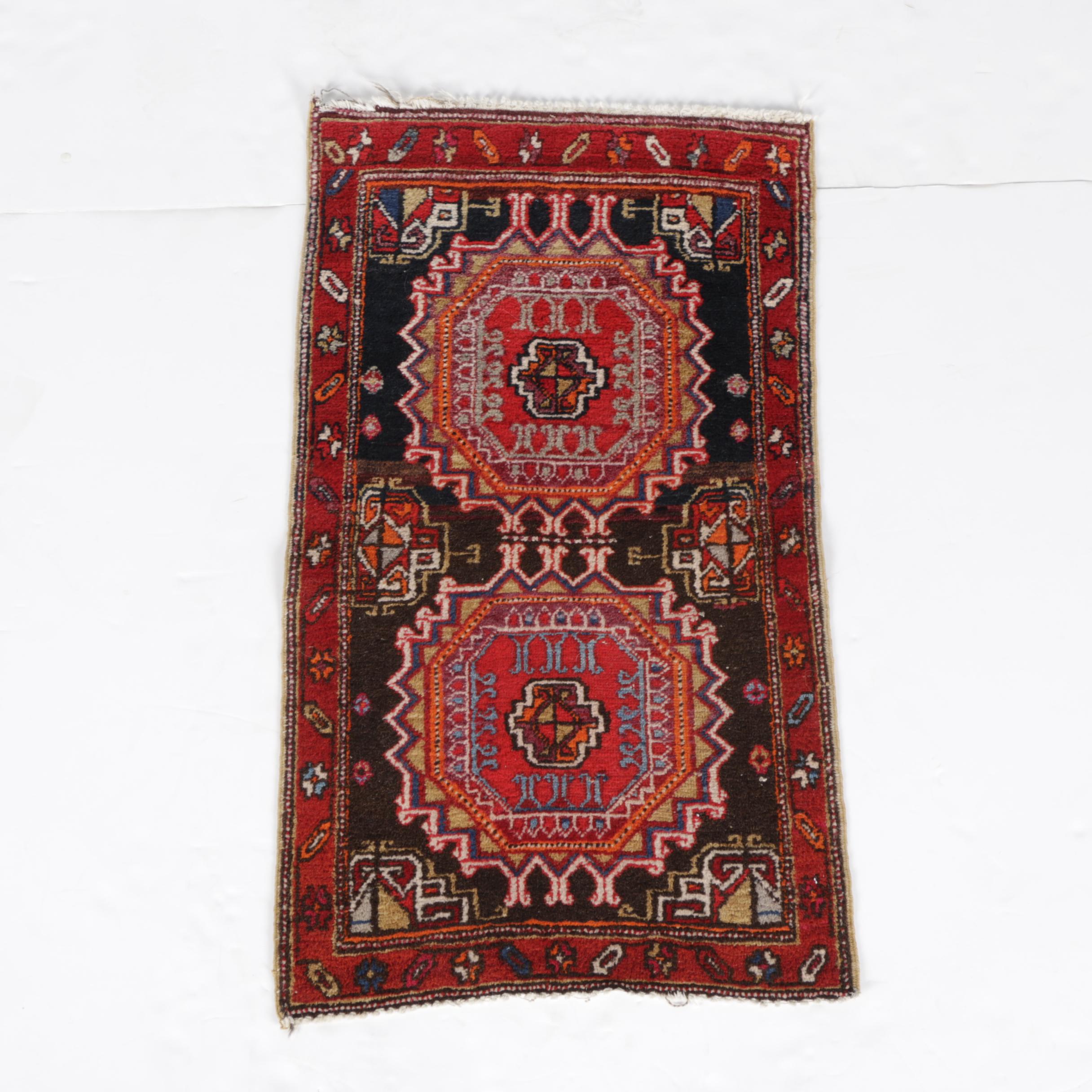 Hand-Knotted Turkish Salor Accent Rug