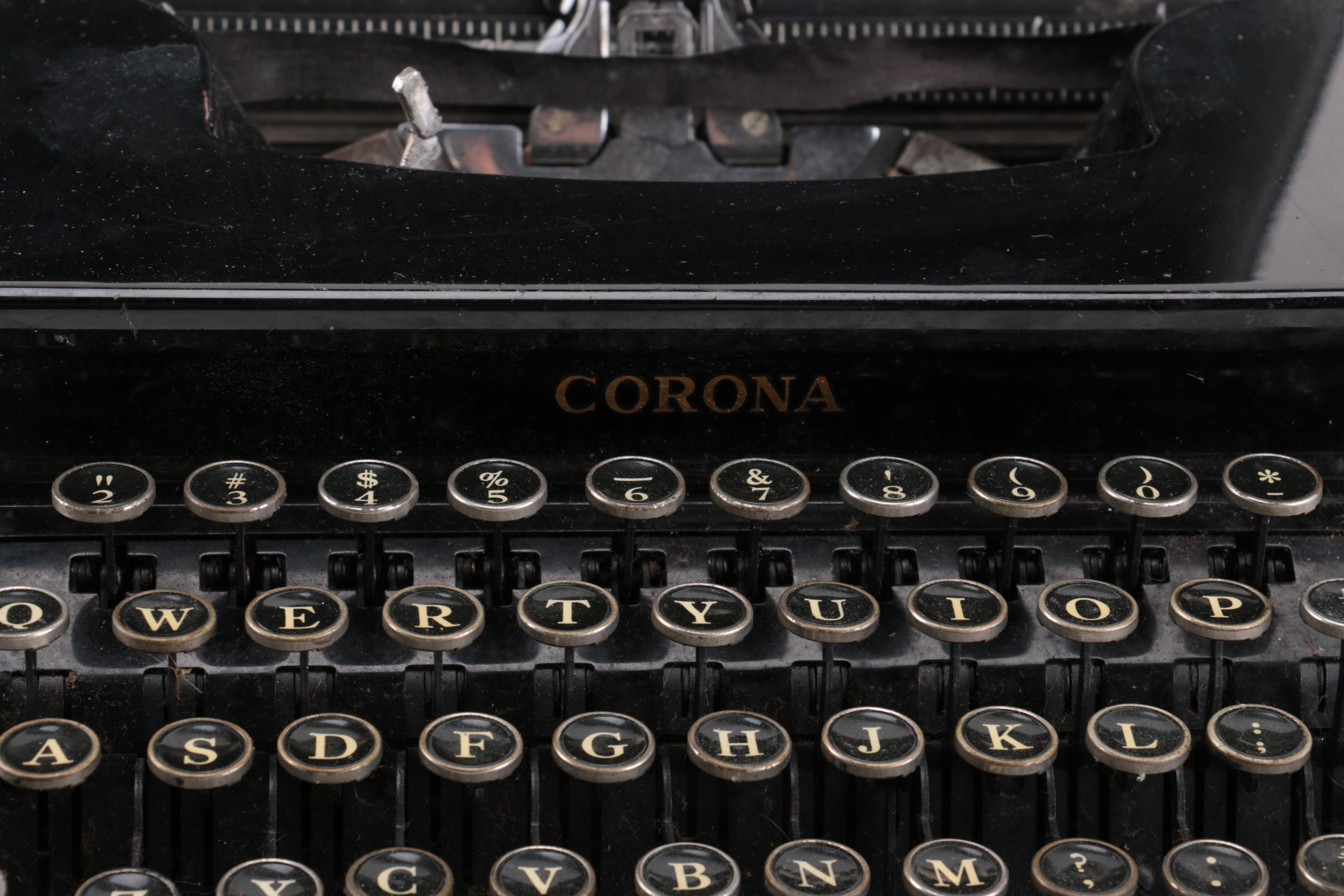 Vintage 1939 Corona Silent Typewriter