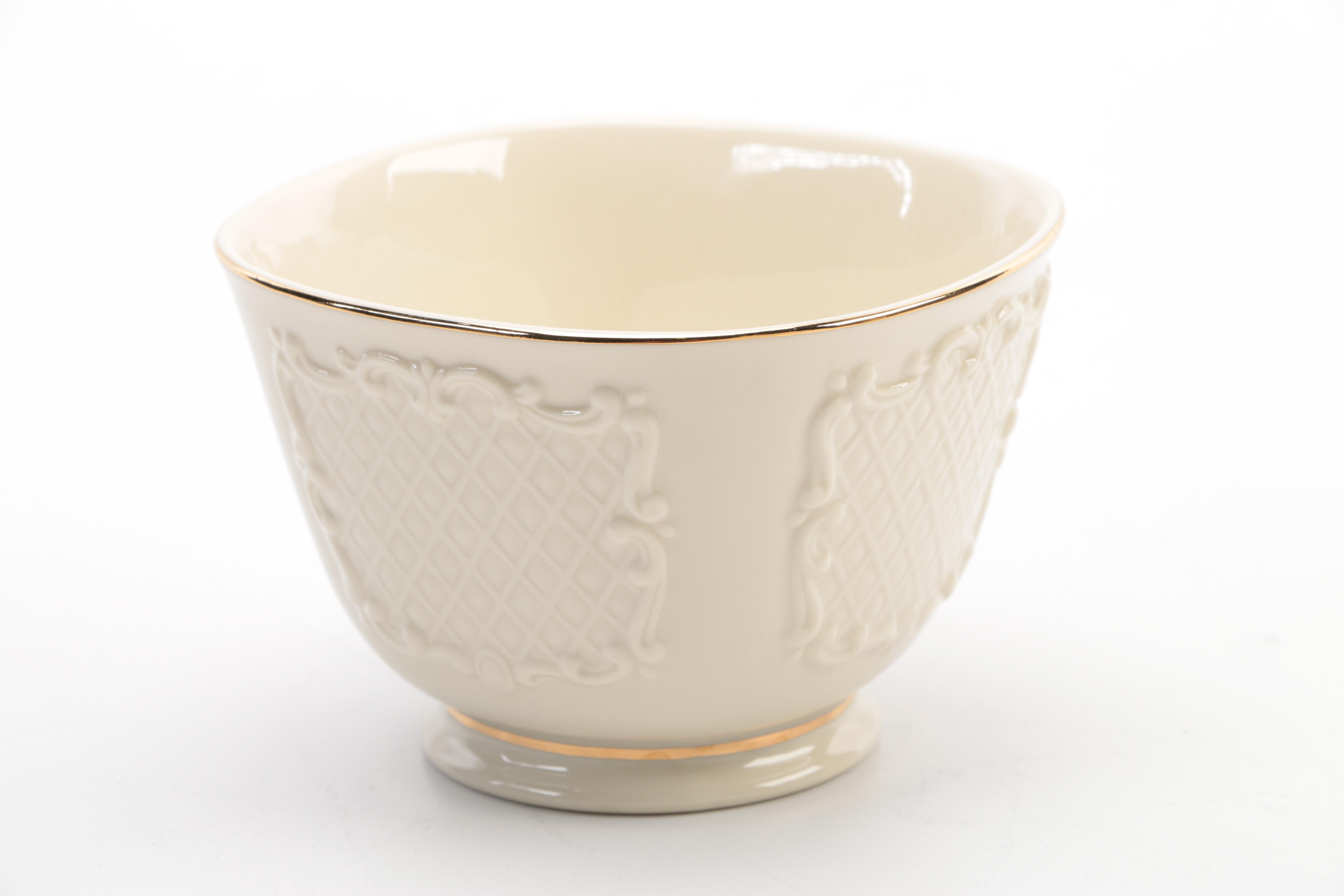 Group of Tableware Including Lenox "Butterfly Meadow Cloud"