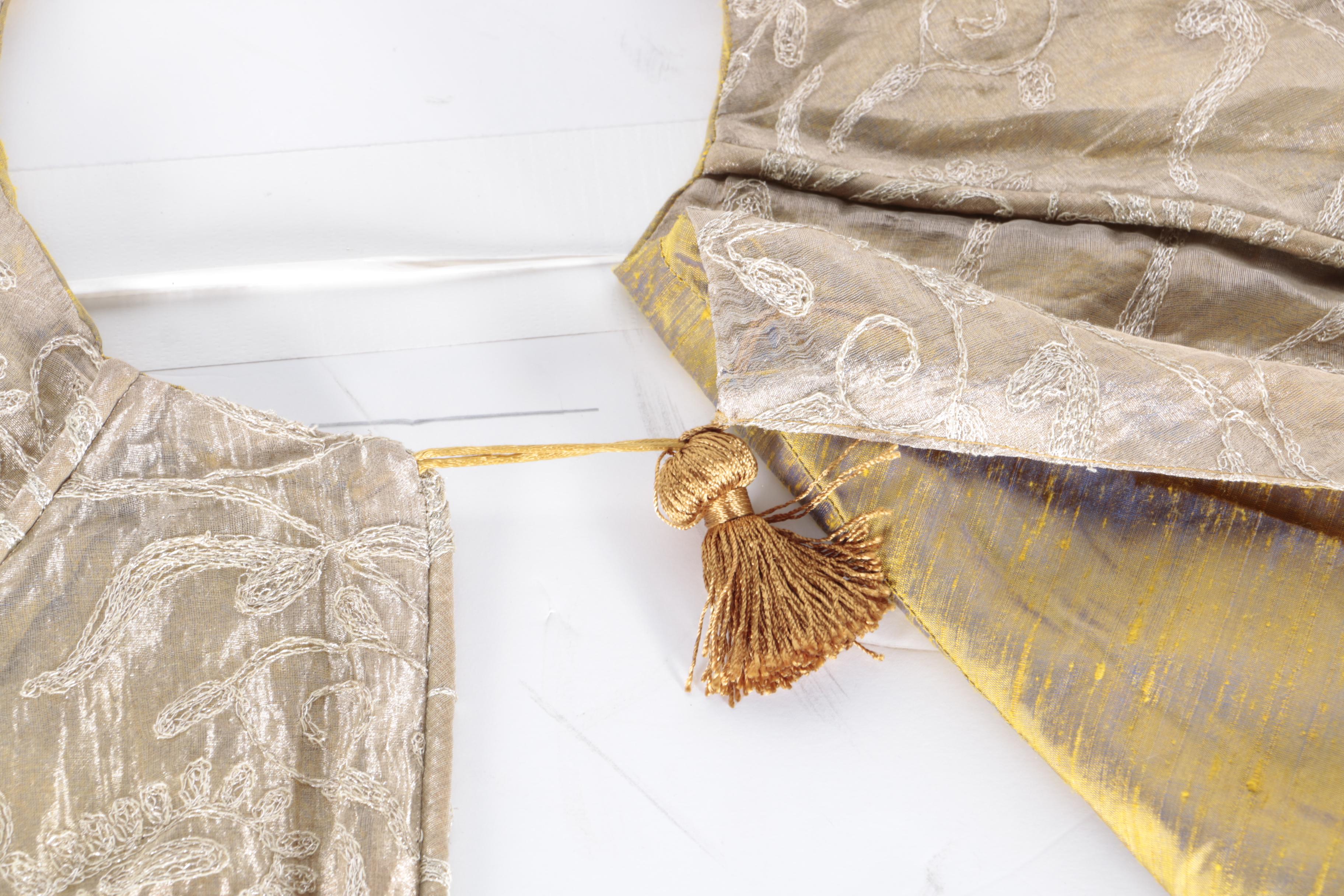 Gold Tone Tree Skirt