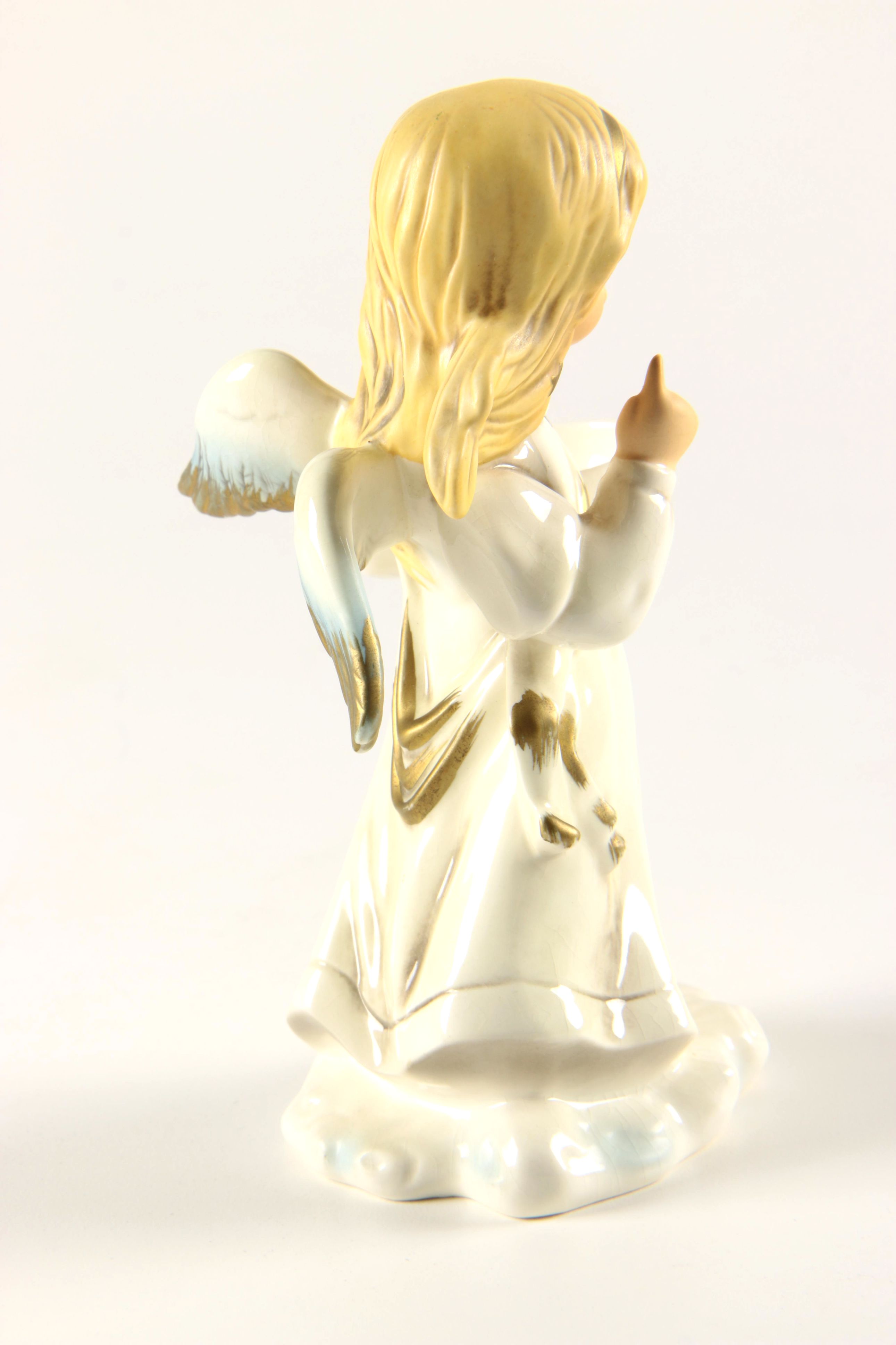 Goebel "Weihnacht Nativity" Angel Figurine