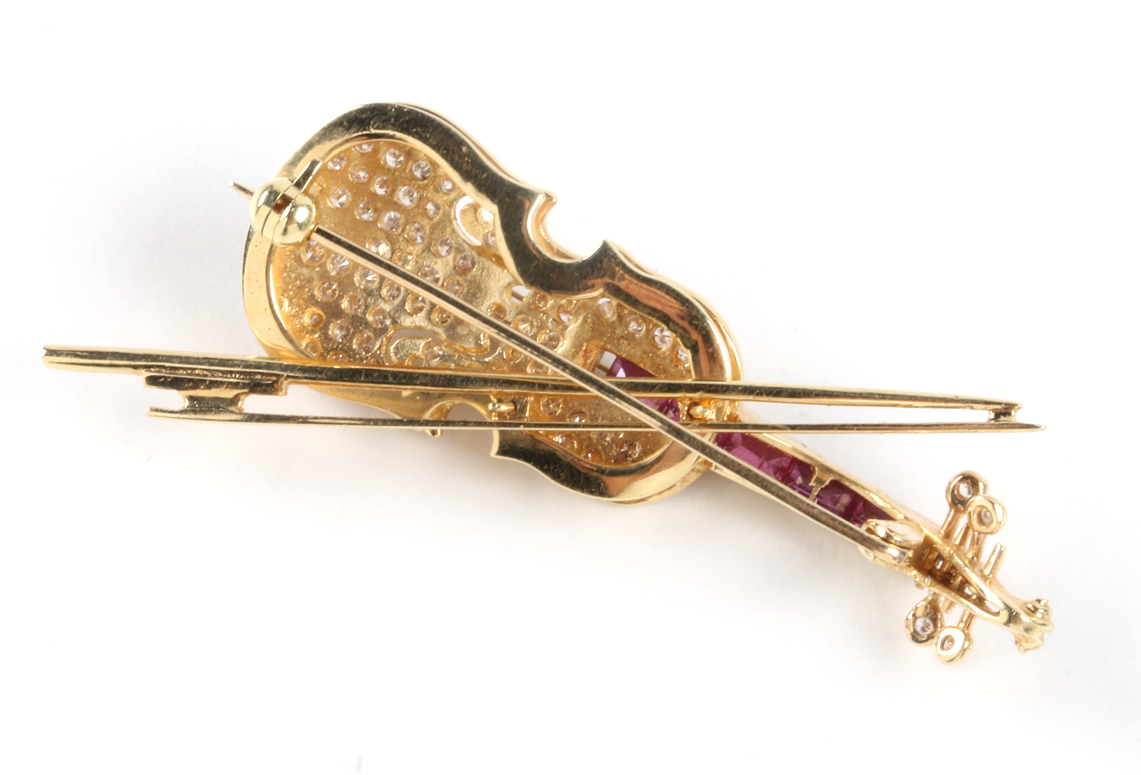 Diamond and 18K Yellow Gold Violin Brooch