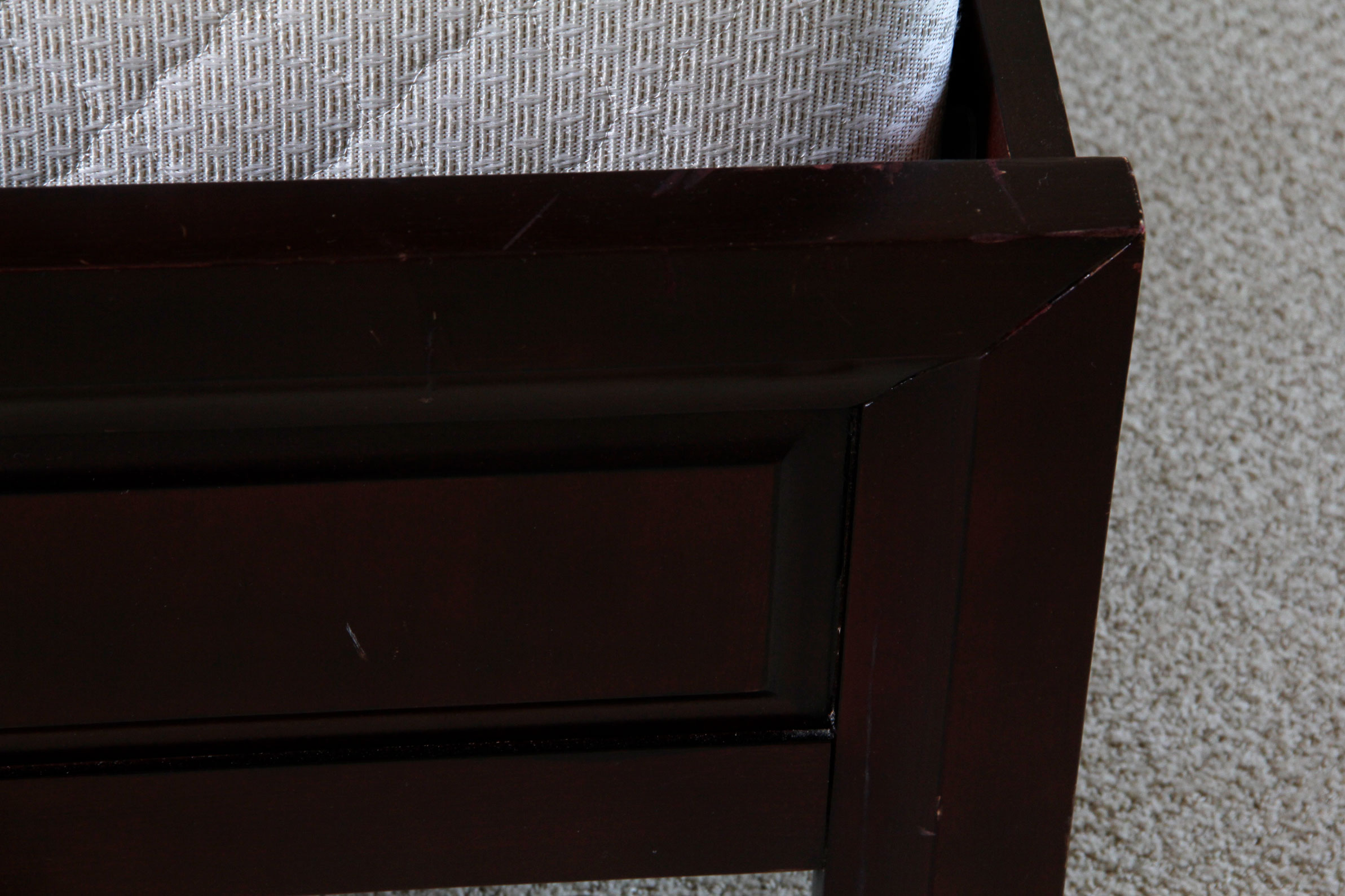 Queen Size Bed Frame with Mahogany Finish