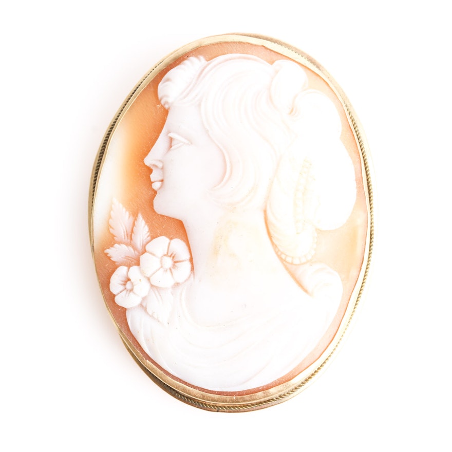 Vintage 14K Yellow Gold and Carved Shell Cameo Pendant Brooch