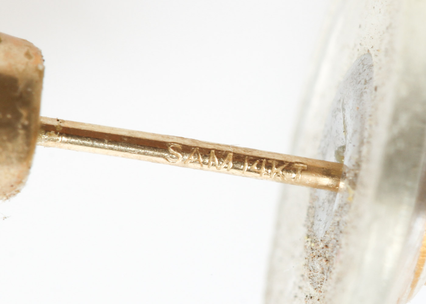 14K Yellow Gold and Peridot Stud Earrings