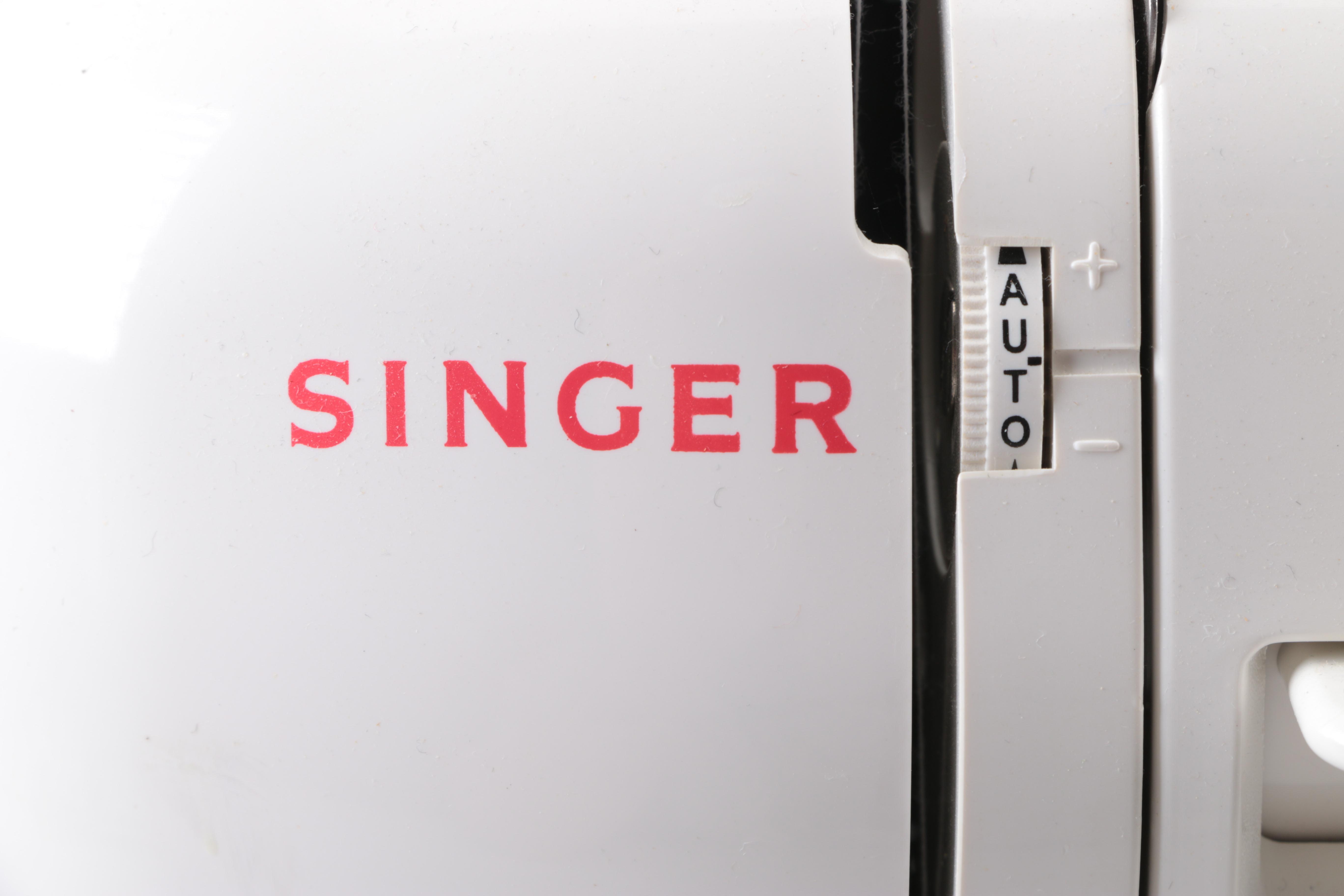 Singer 3962 Sewing Machine with Case