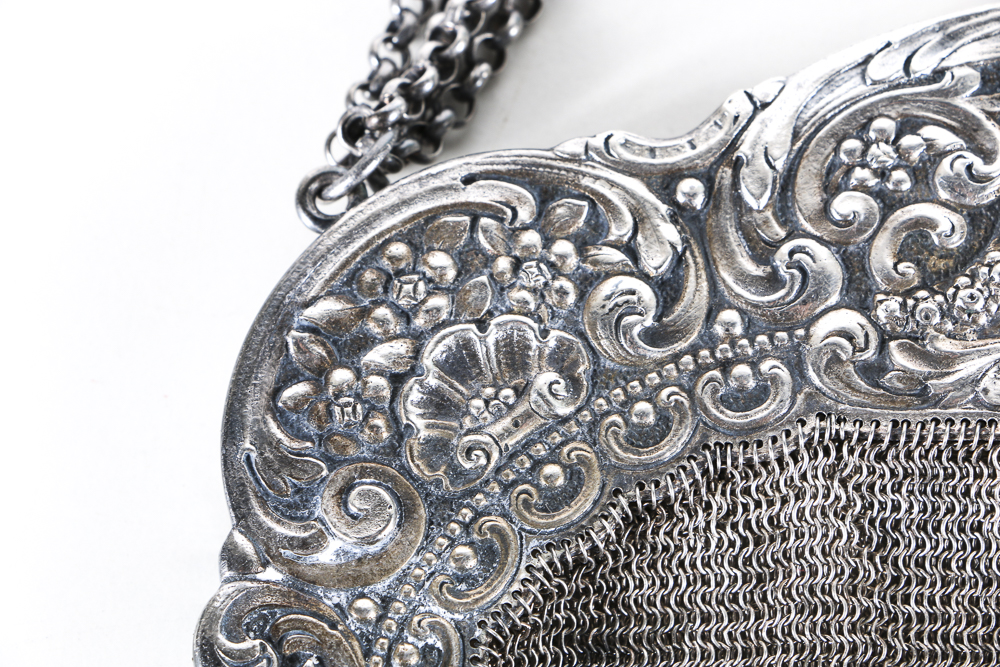 19th Century German Repoussé 800 Silver Mesh Handbag