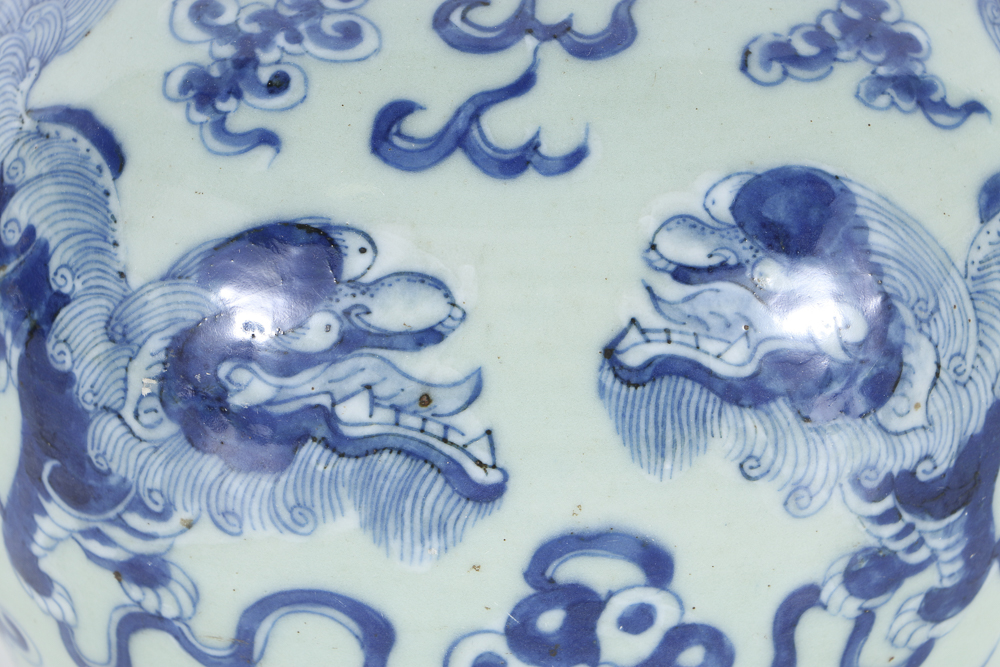 19th Century Blue and White Chinese Ginger Jar with Lions