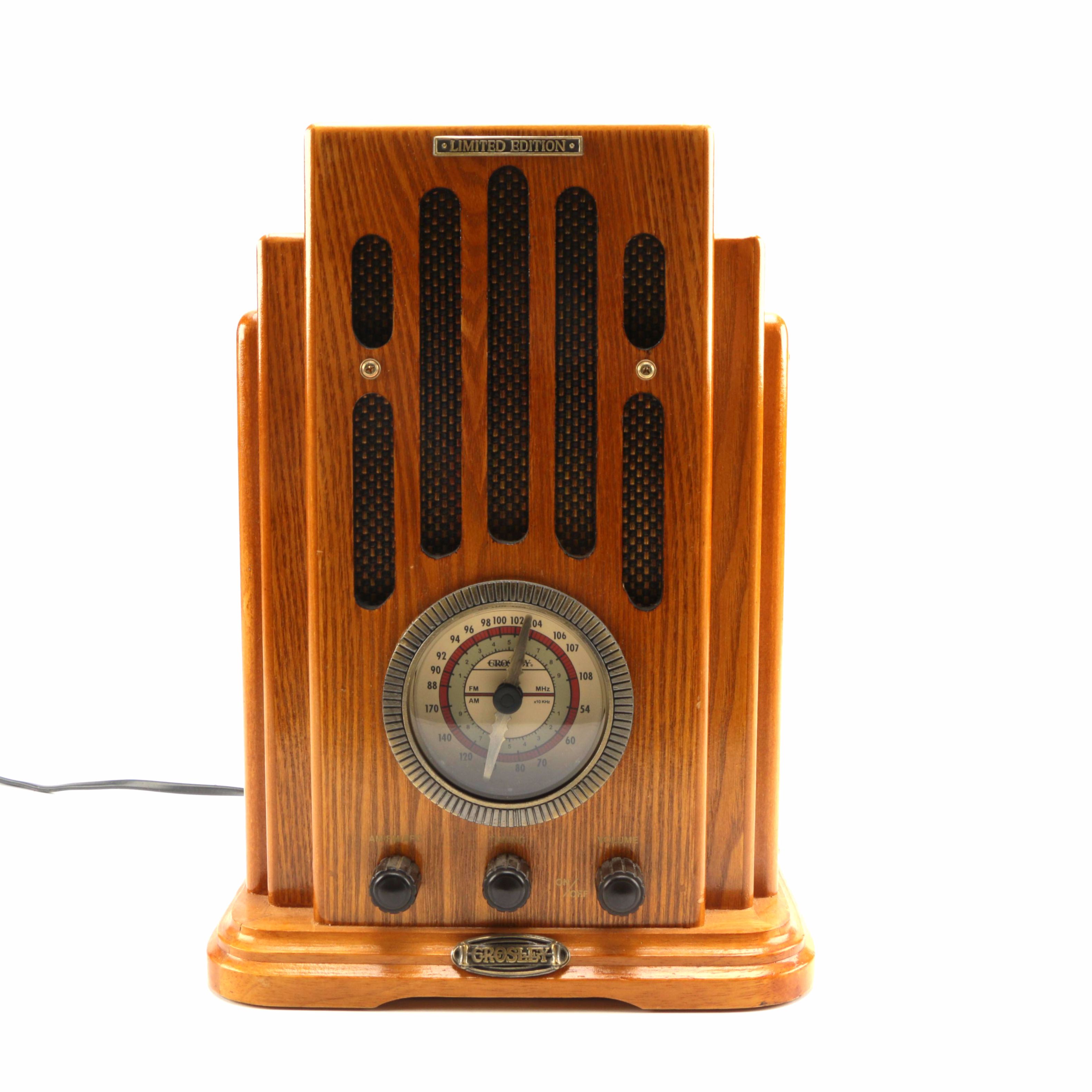 Crosley Collector's Edition Cassette Radio