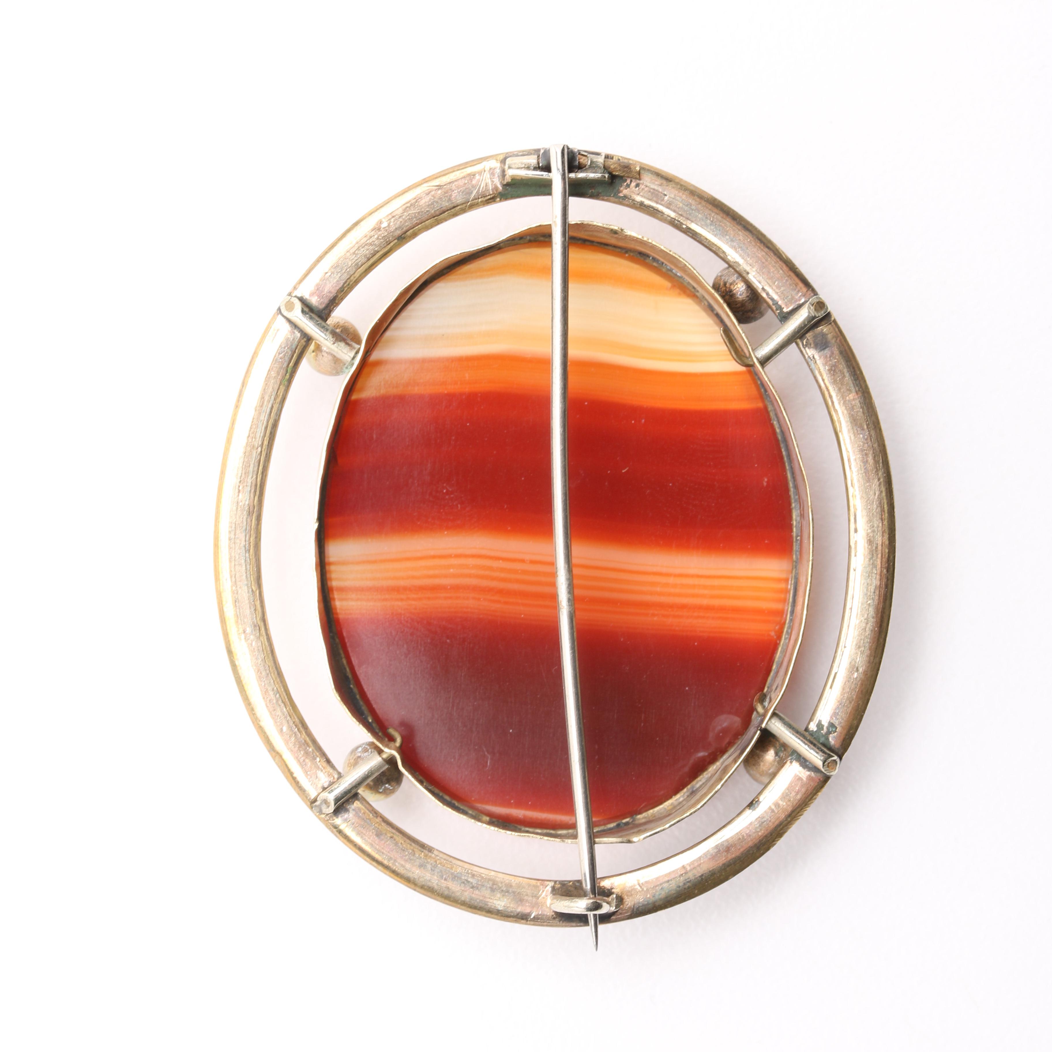 Antique Agate Brooch in Gold Tone Setting