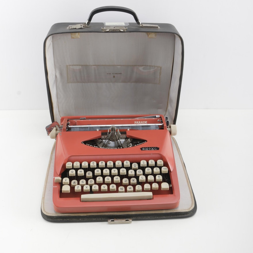 Vintage 1960s Red Royal Parade Typewriter