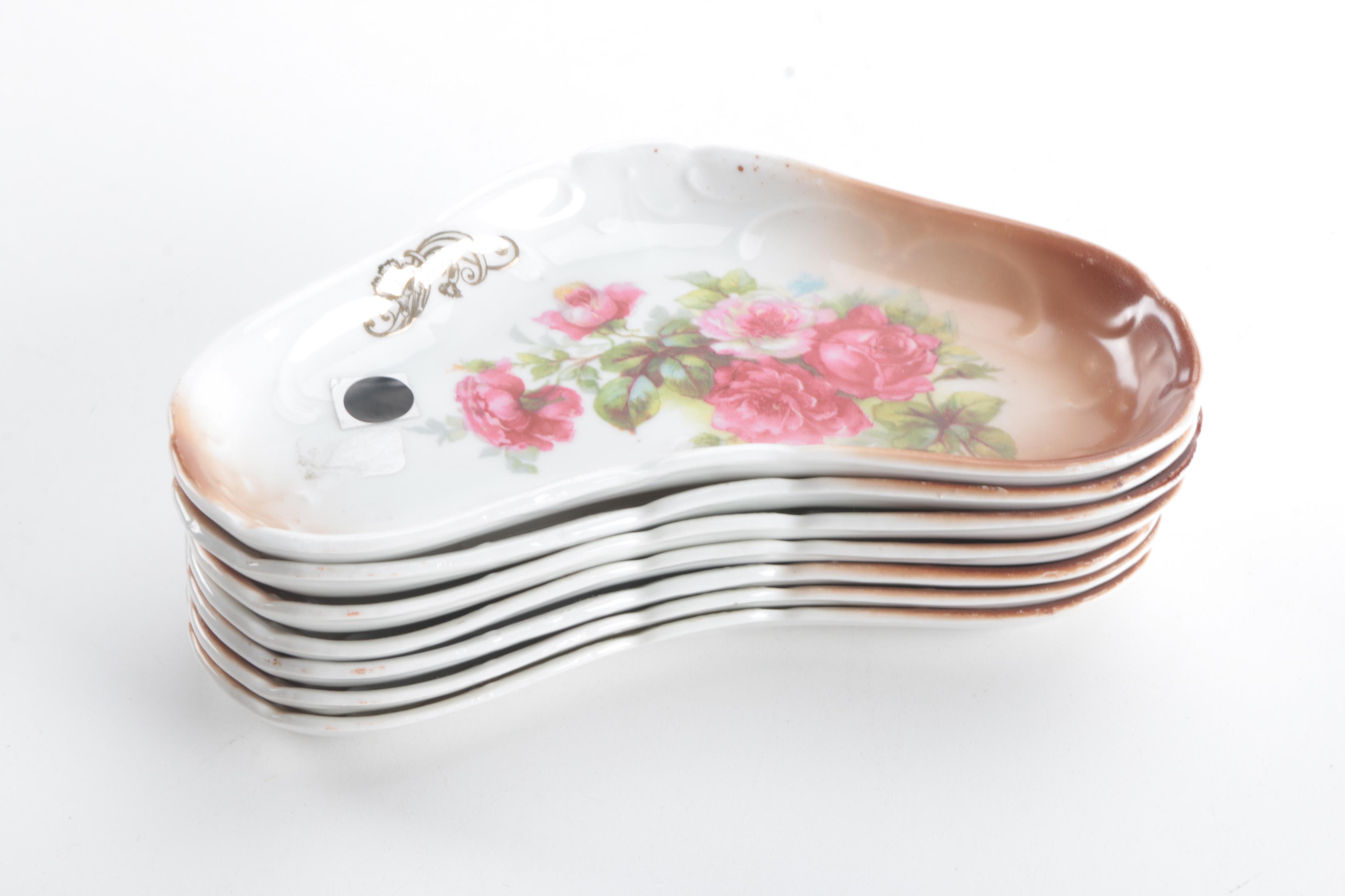 Set of Triangular Porcelain Bone Plates