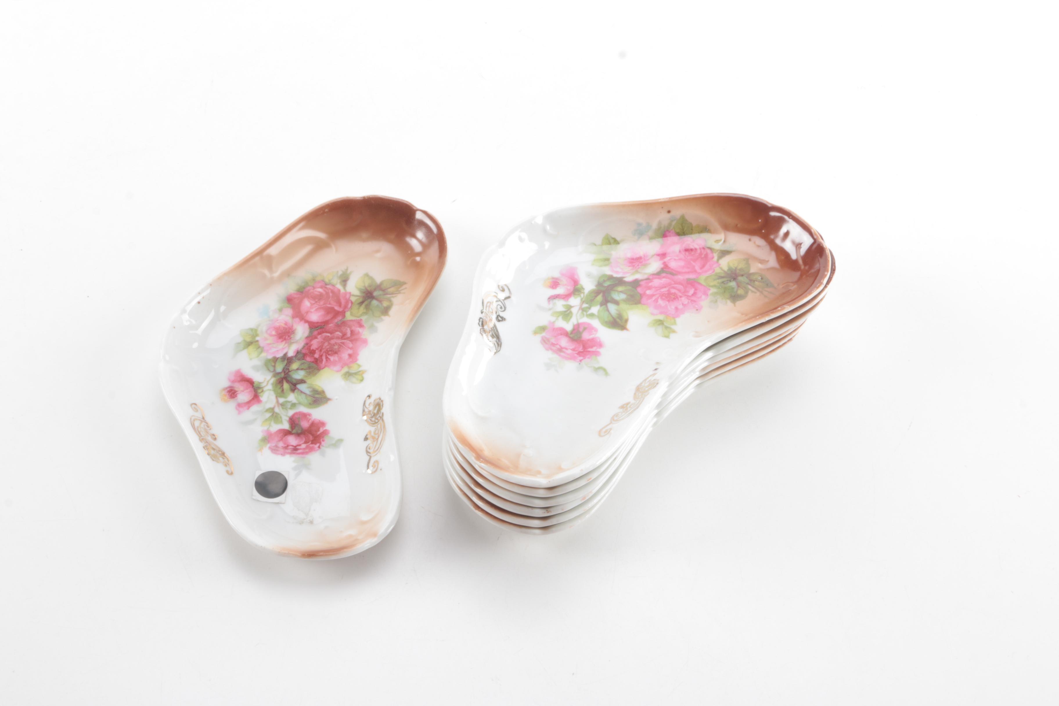 Set of Triangular Porcelain Bone Plates