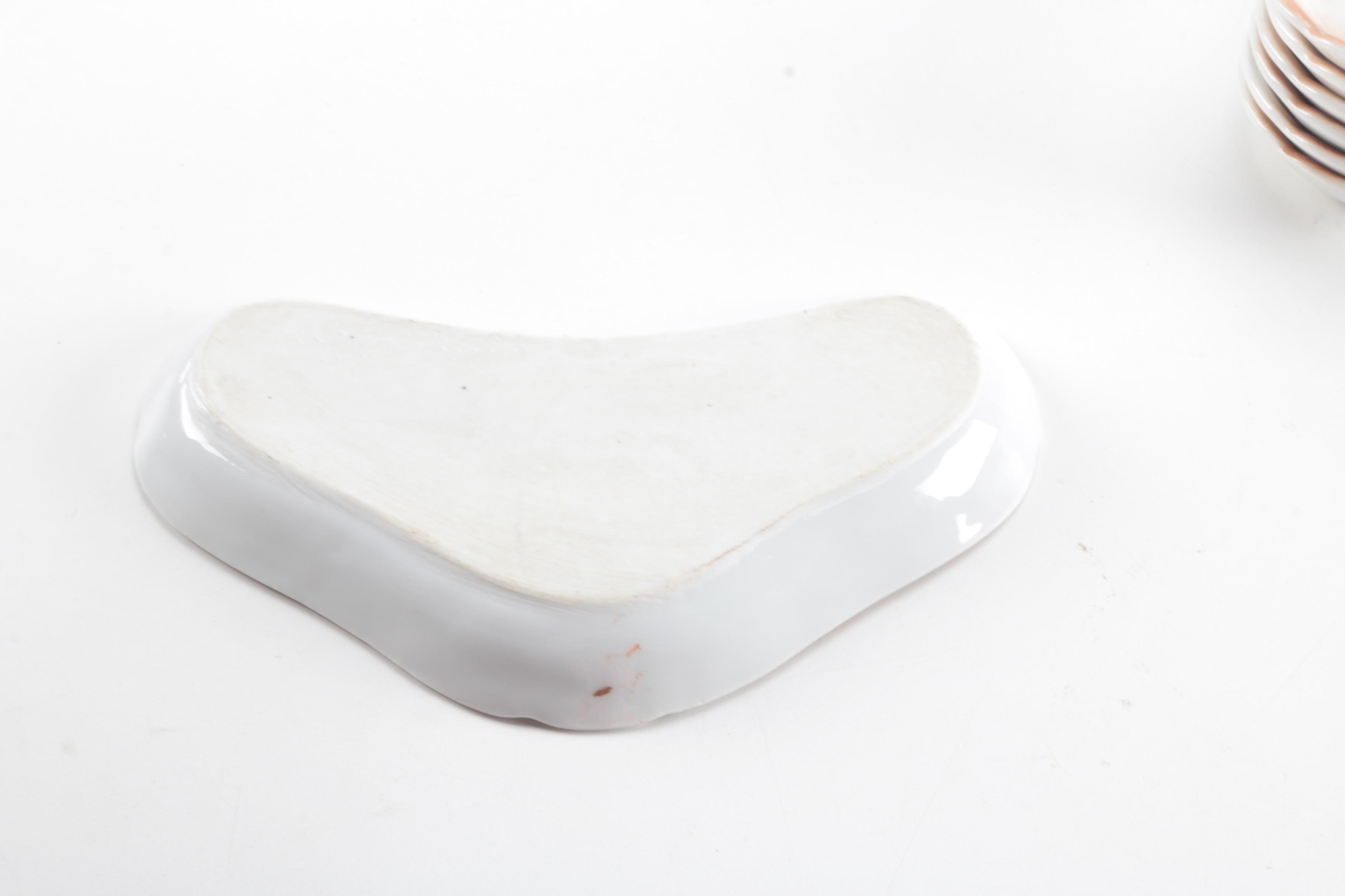 Set of Triangular Porcelain Bone Plates