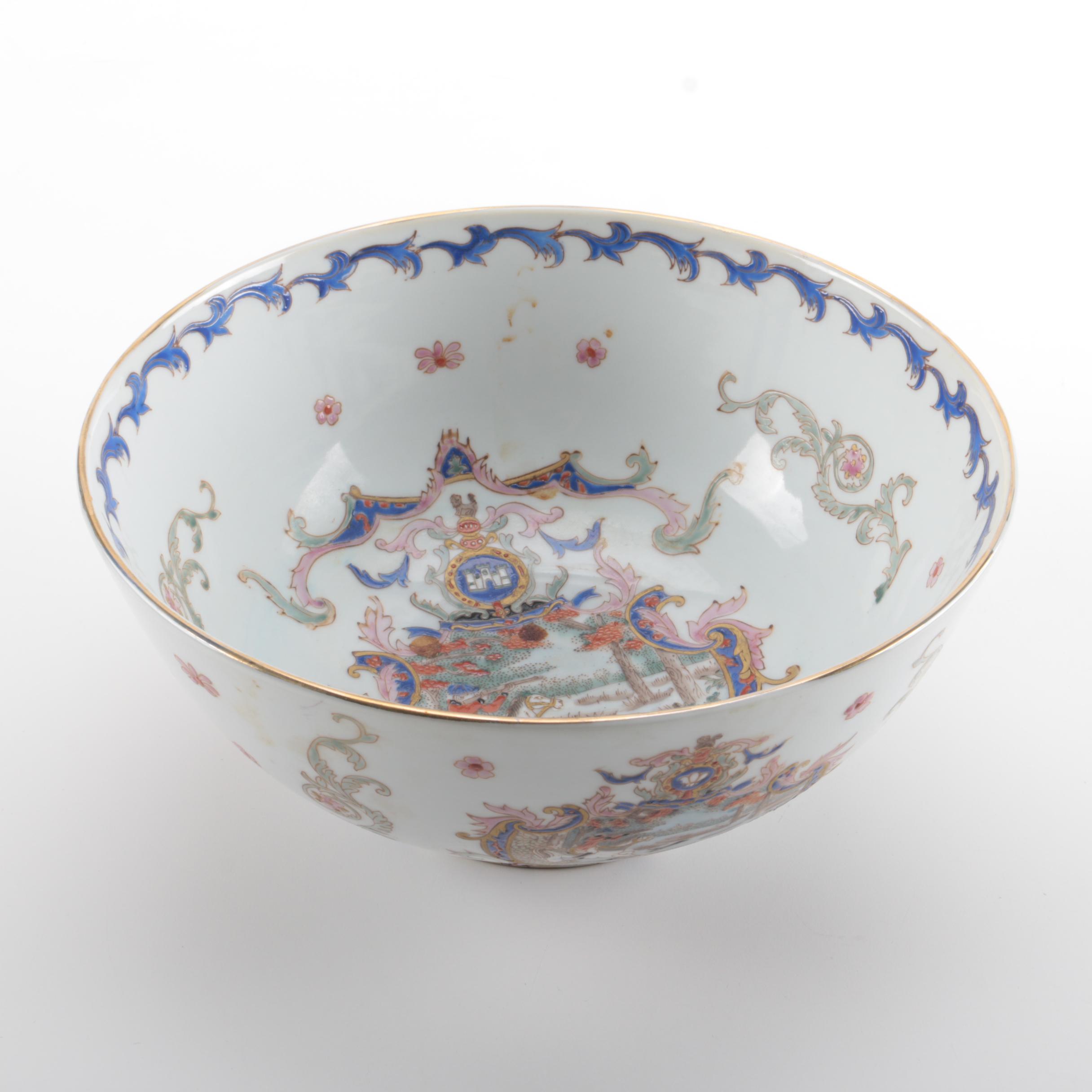 Chinese Export Ware Hunting Scene Ceramic Bowl