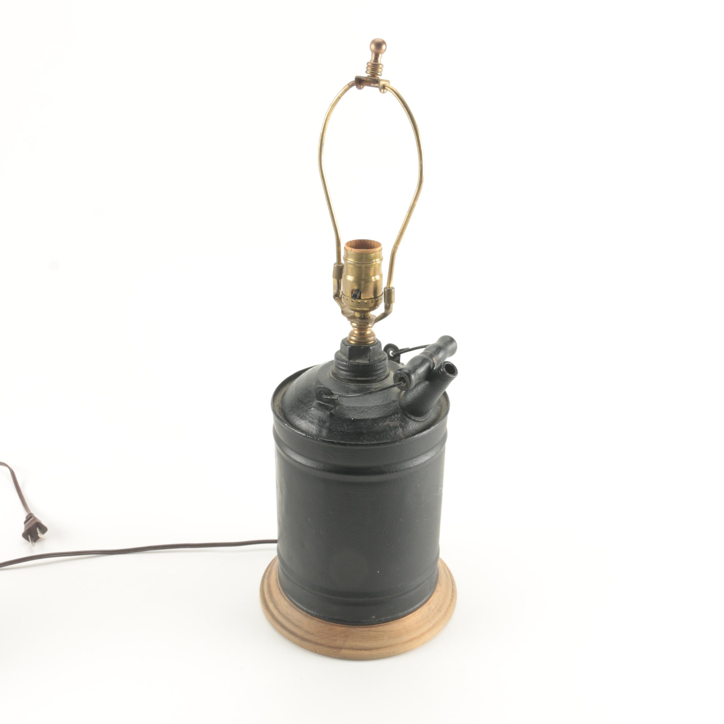 Metal Can Desk Lamp