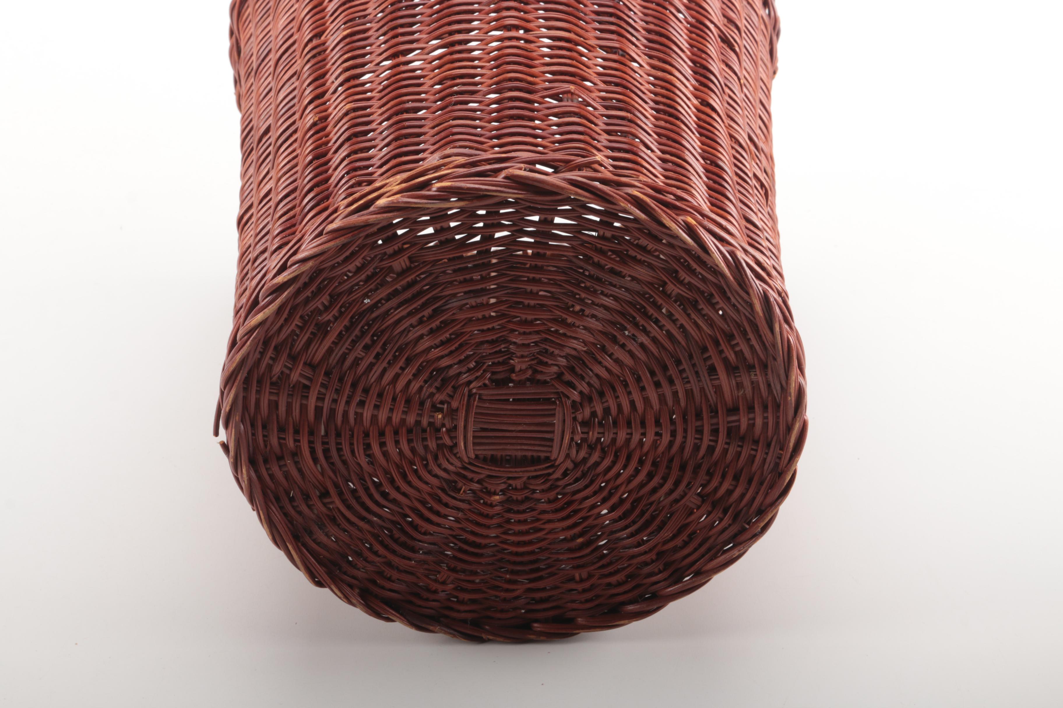 Brown Wicker Bathroom Set