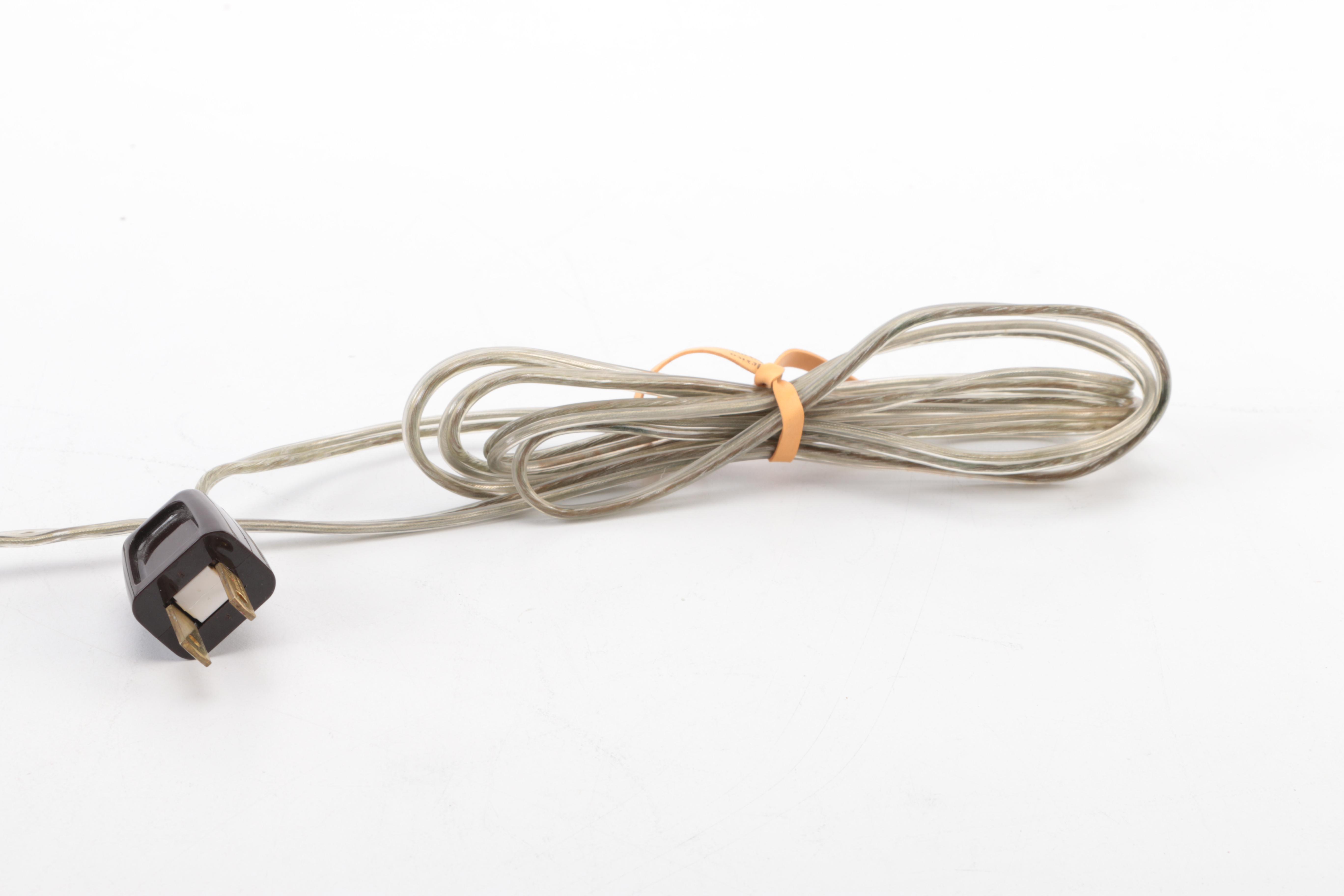 Japanese Porcelain Table Lamp with Wooden Base