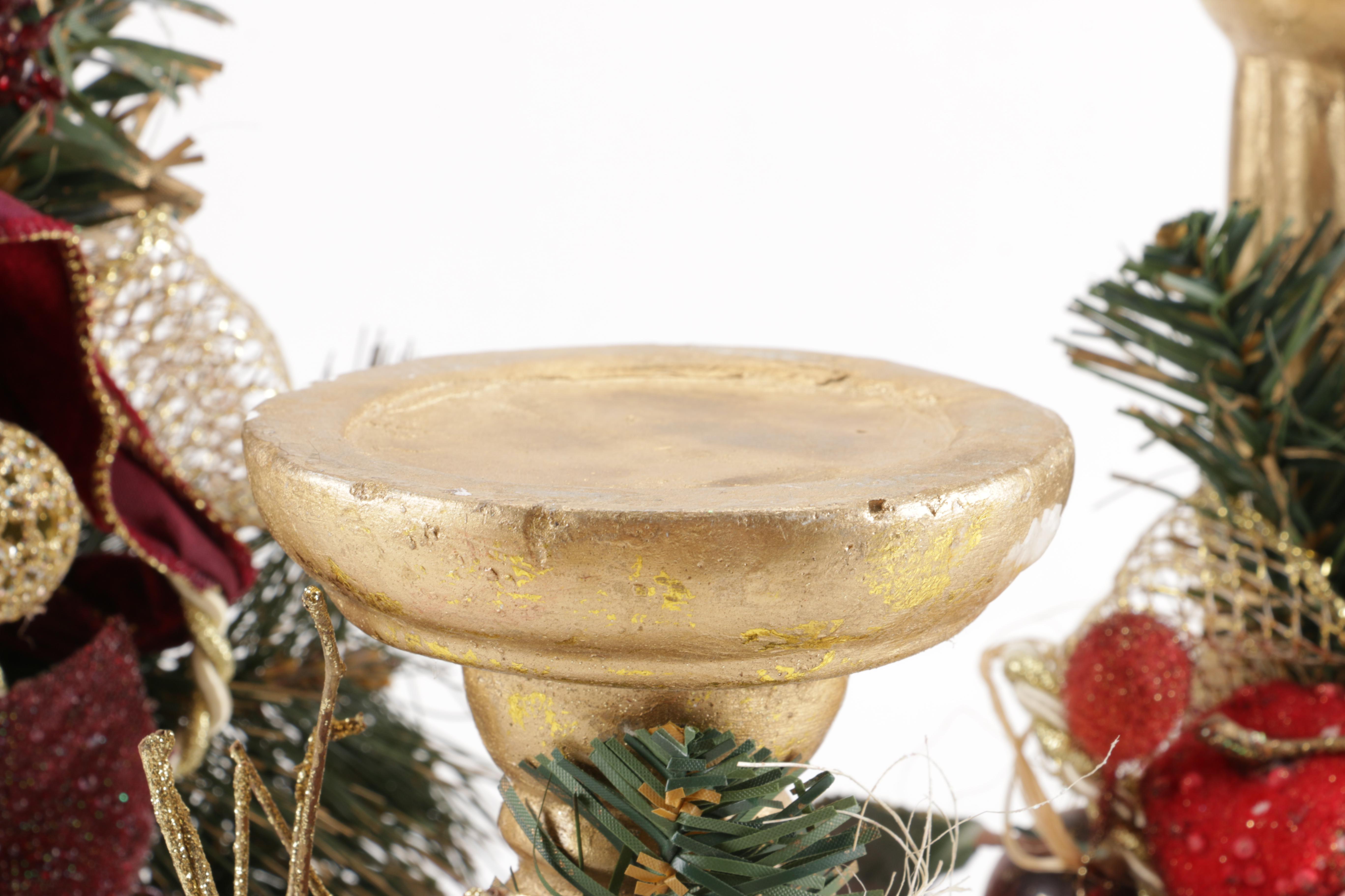 Winter Holiday Gold Tone Pillars