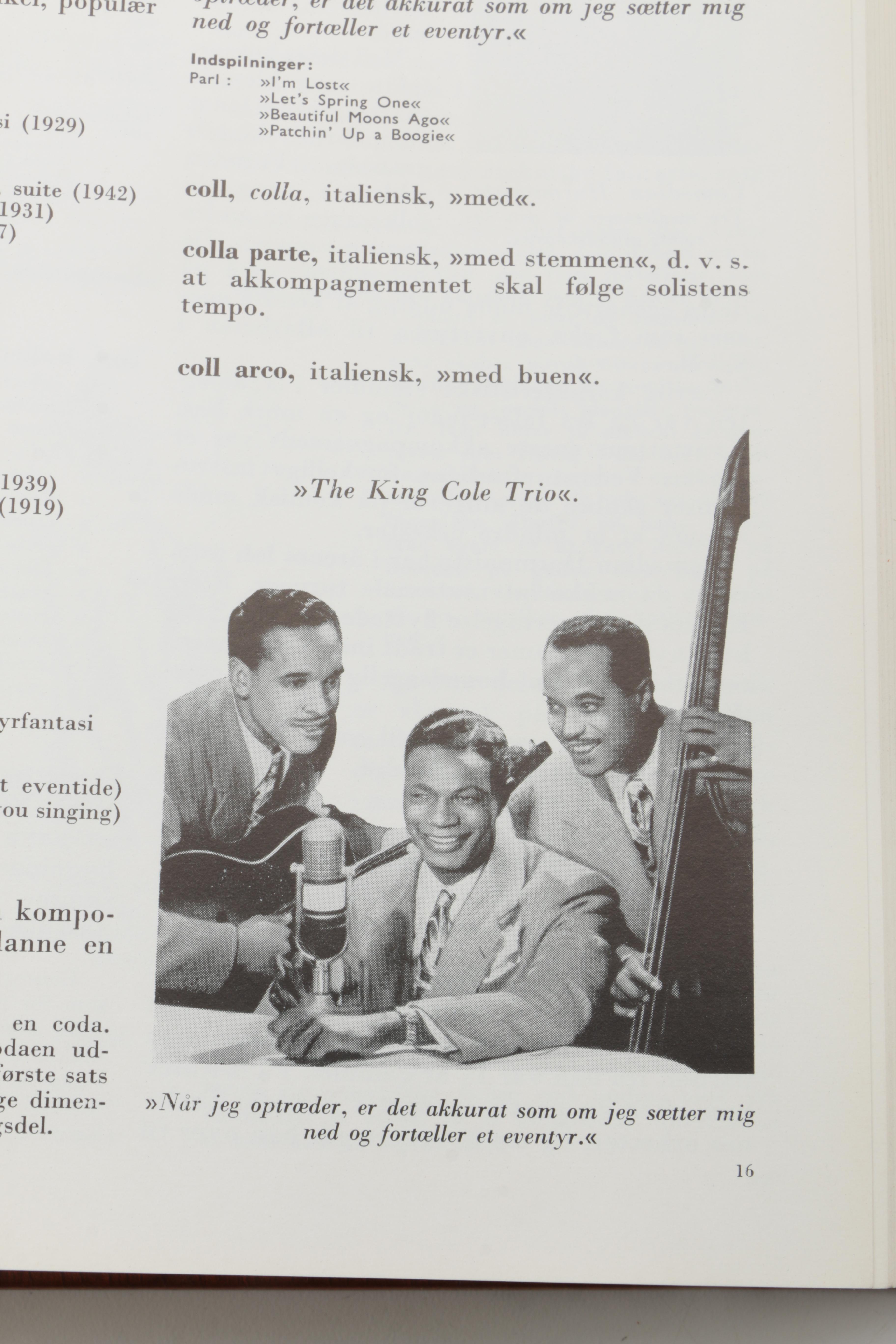 Danish "Musikkens Verden" Book