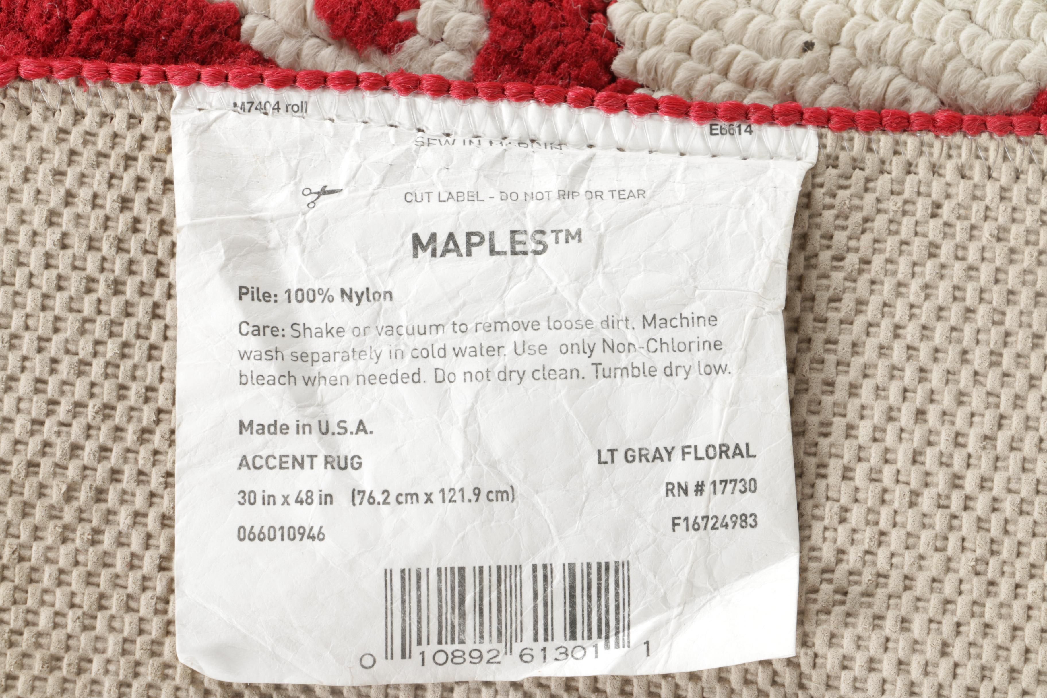 Machine Made Maples Floral Accent Rug