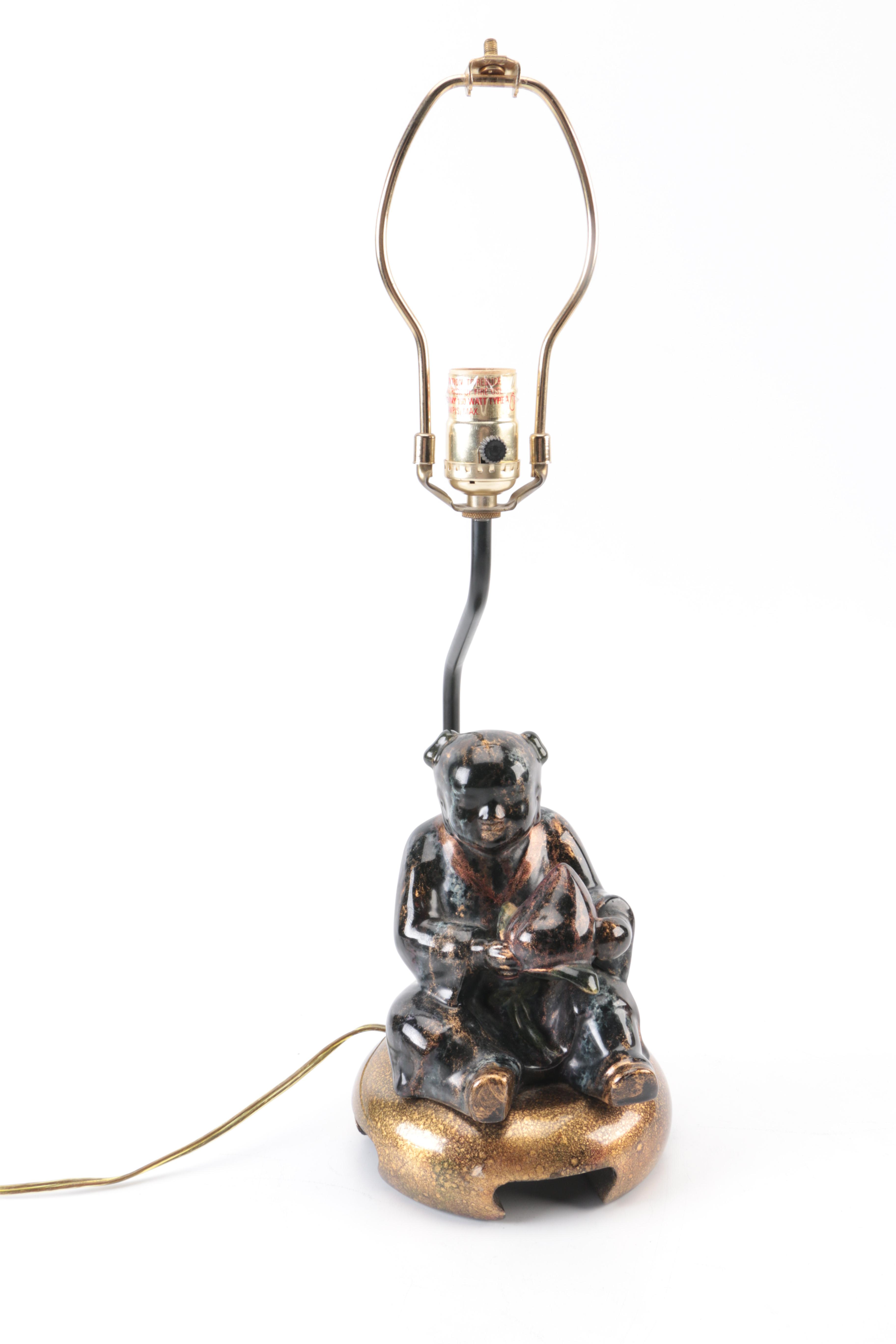 Chinese Inspired Figure Ceramic Lamp