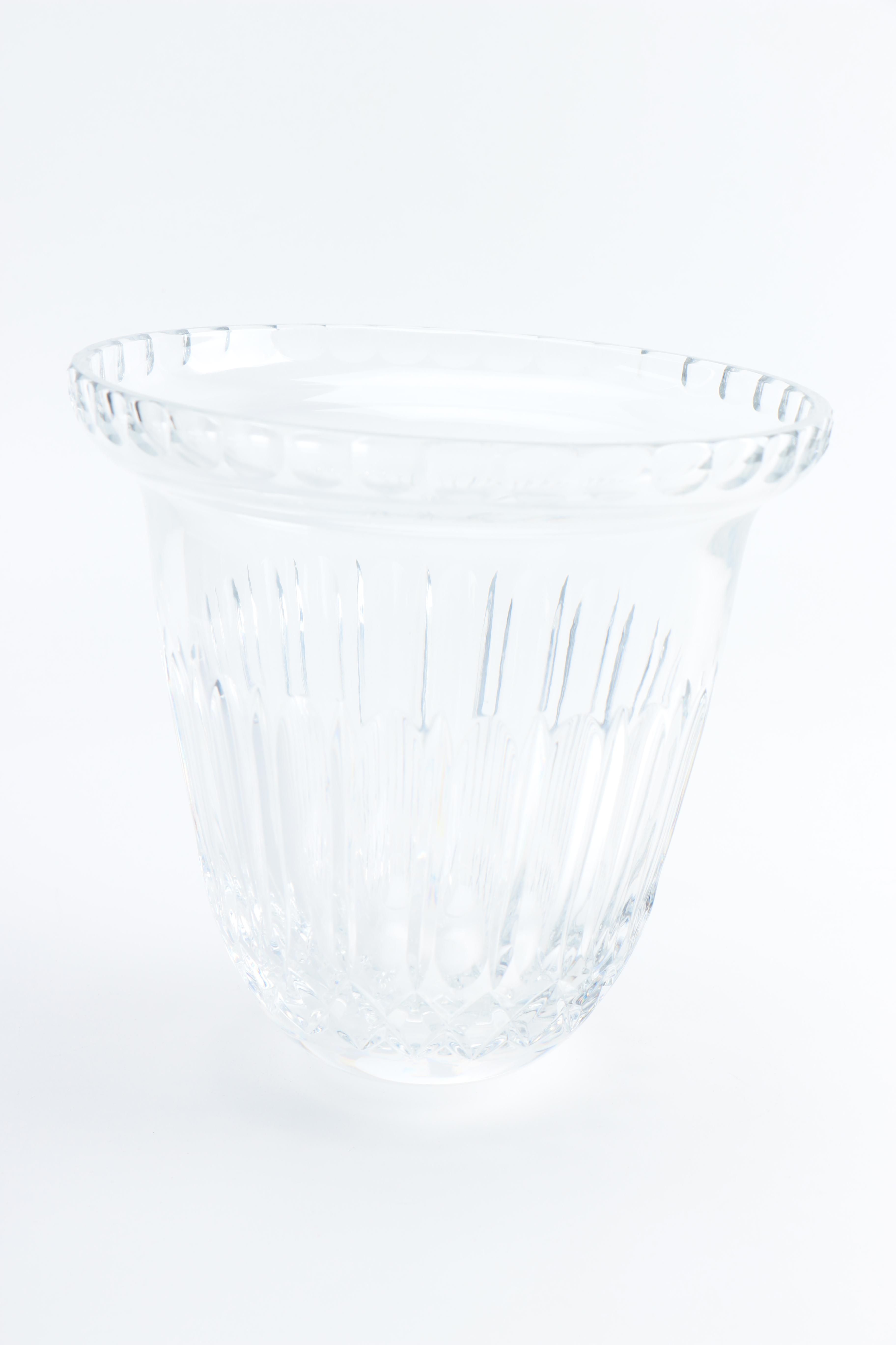 Crystal Bowl From Design Guild With Metal Wire Holder
