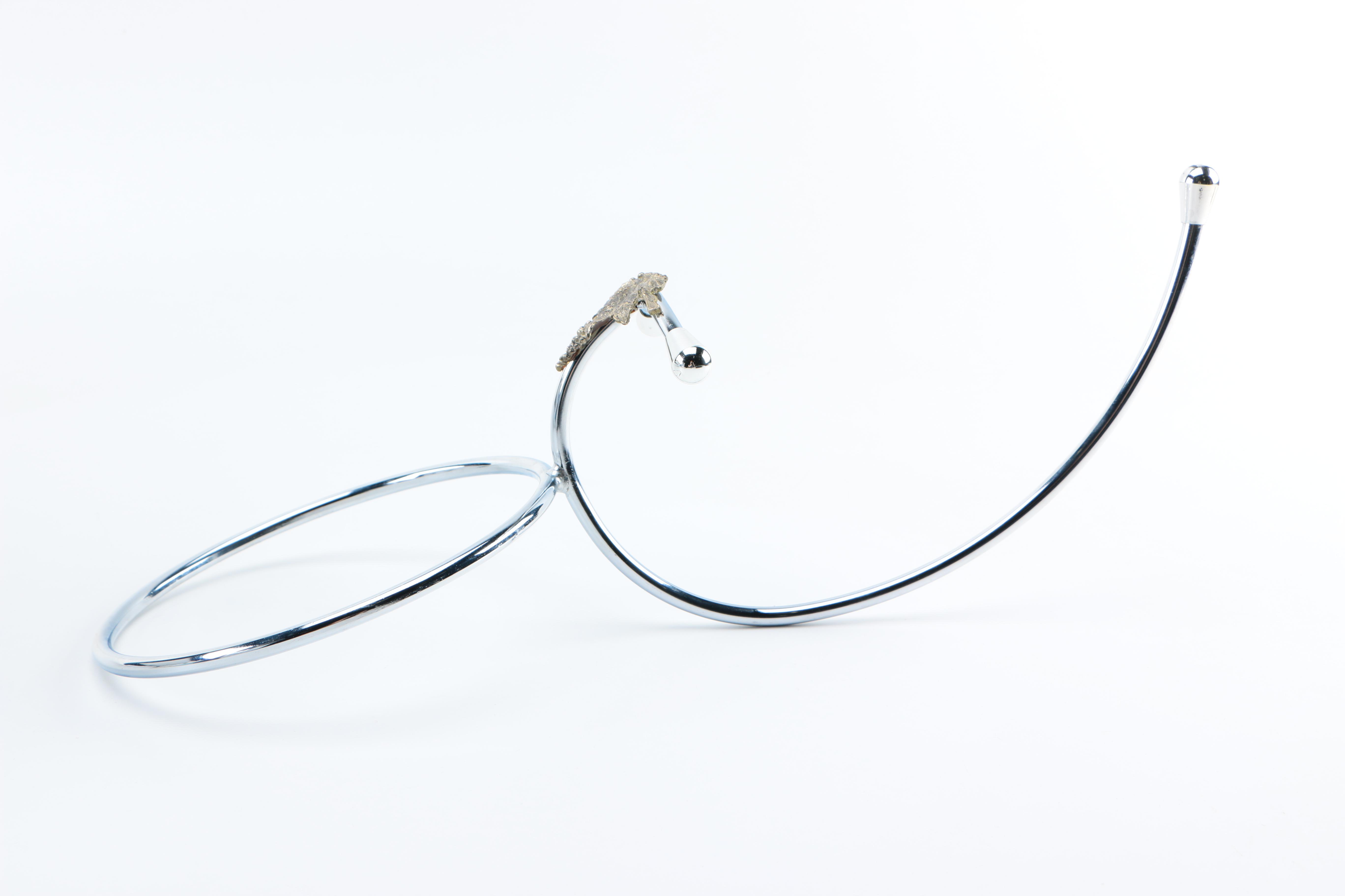 Crystal Bowl From Design Guild With Metal Wire Holder