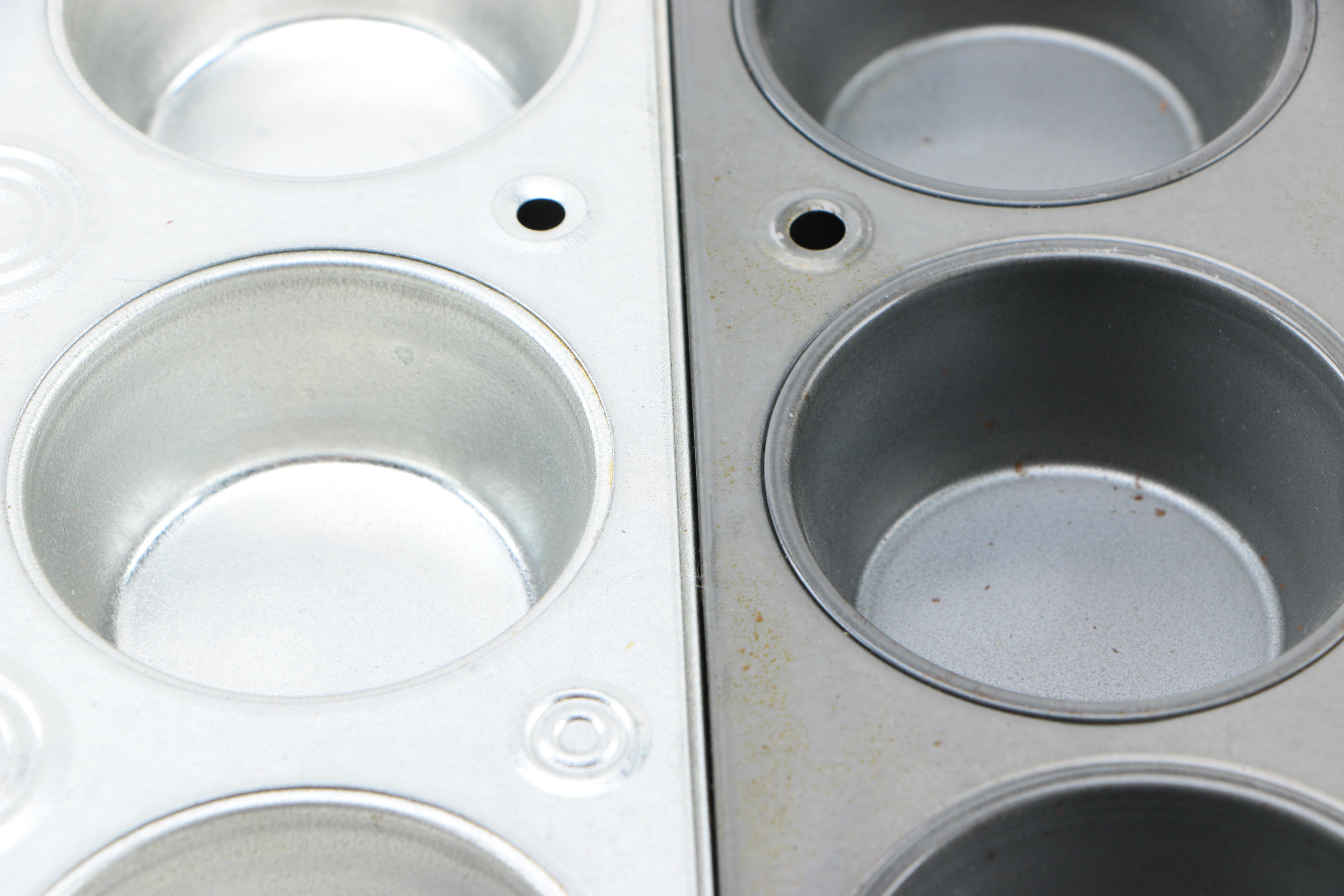 Baking Trays and Liners