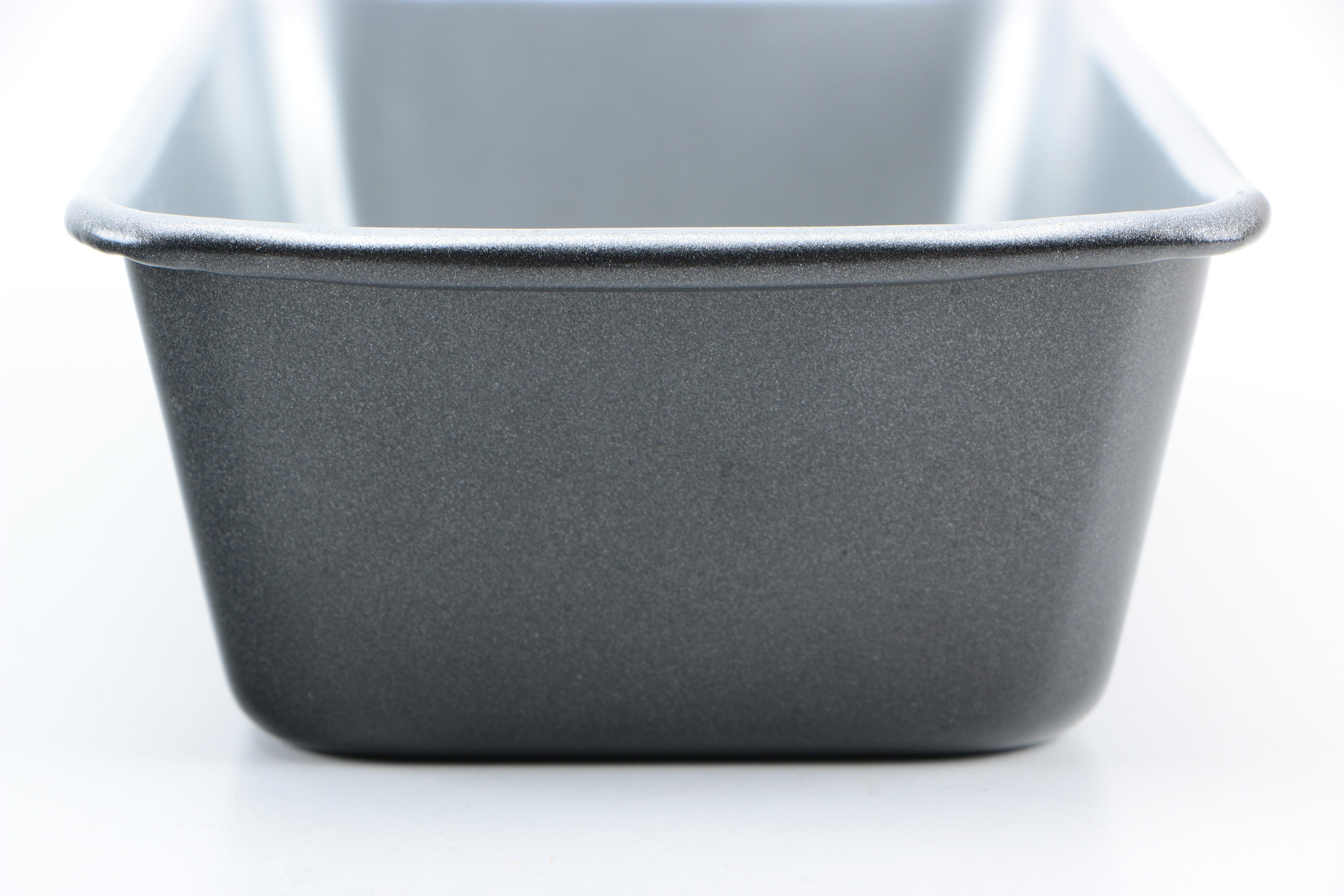 Baking Trays and Liners